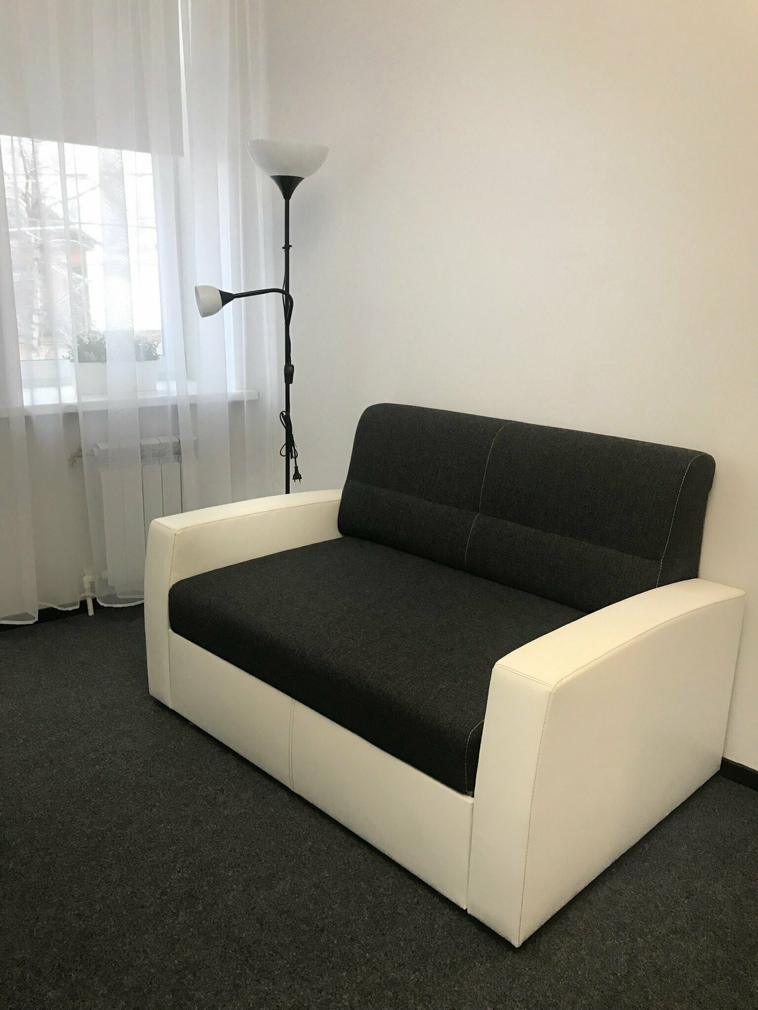 Двухместный номер с двуспальной кроватью и дополнительной кроватью