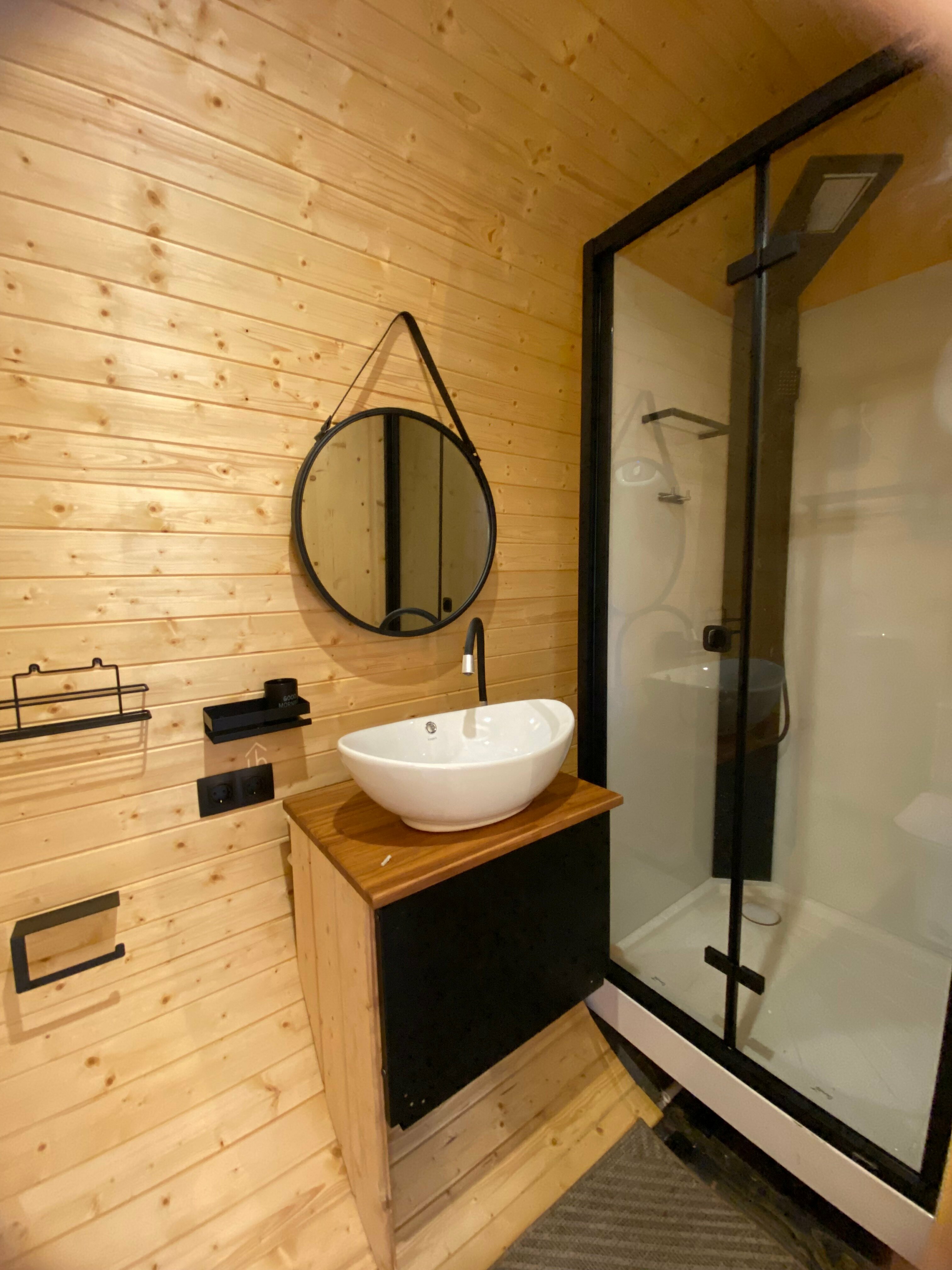 Номер-студия с видом на озеро