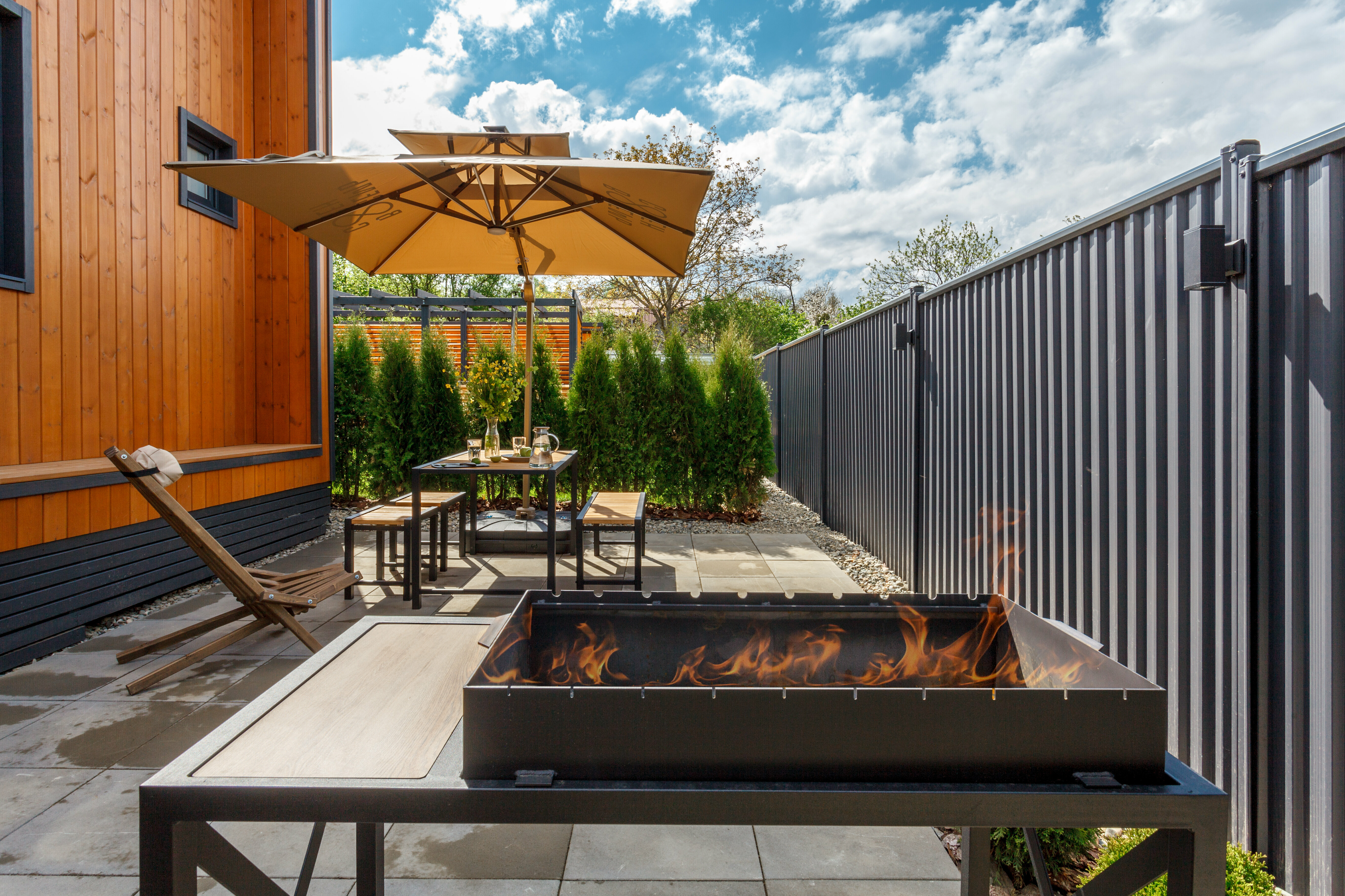 Номер-студия с кроватью размера "king-size" и диван-кроватью