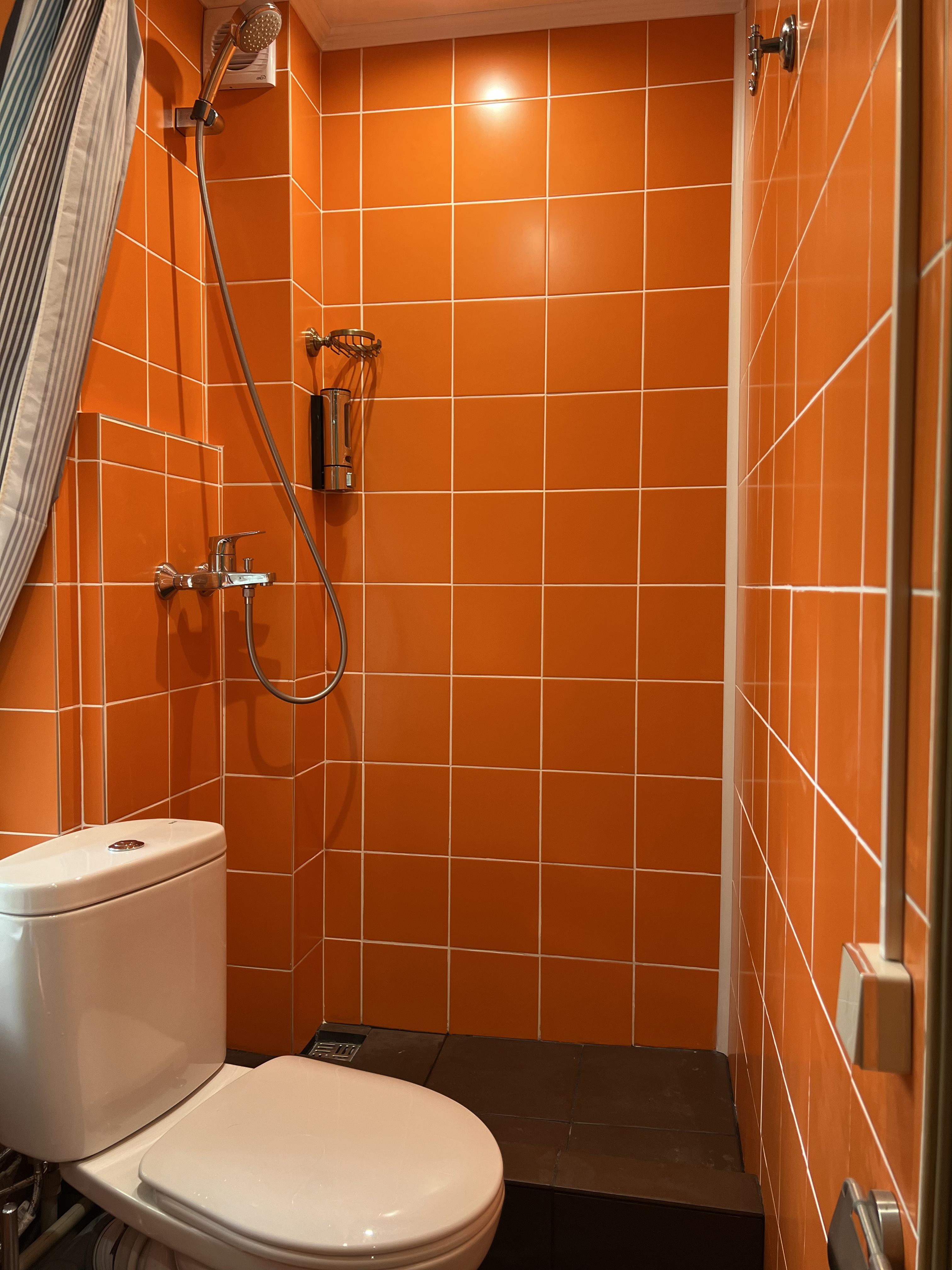 Двухместный классический номер с ванной комнатой