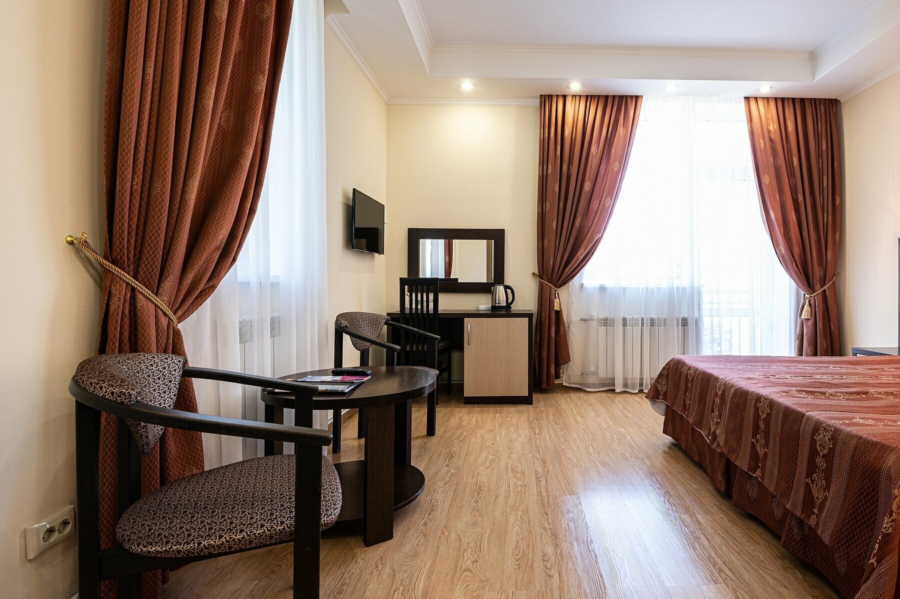 Трехместный номер с балконом