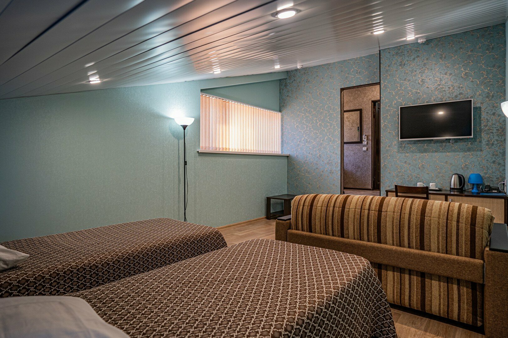 Улучшенный номер с раздельными кроватями