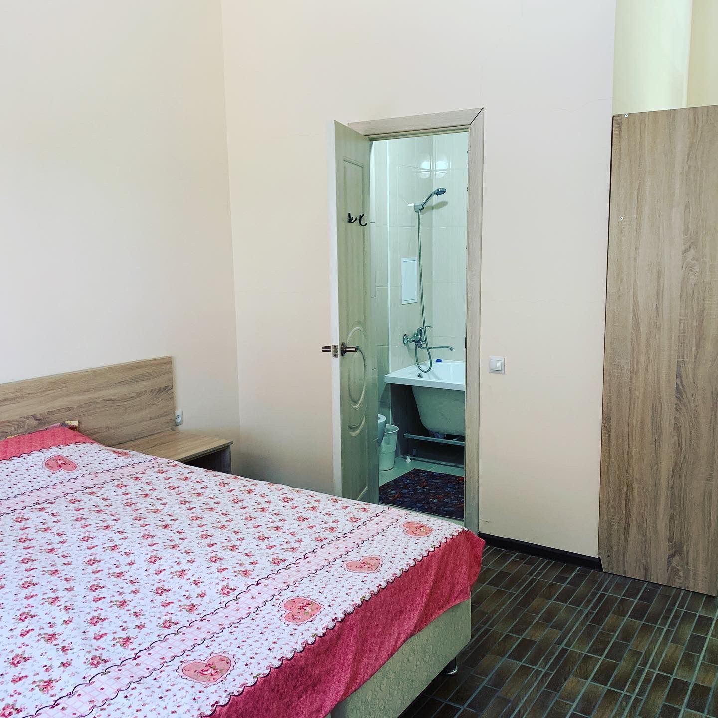 Трехместный номер с балконом