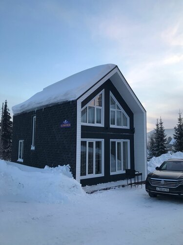 Шале с 2 спальнями в Sky. gesh