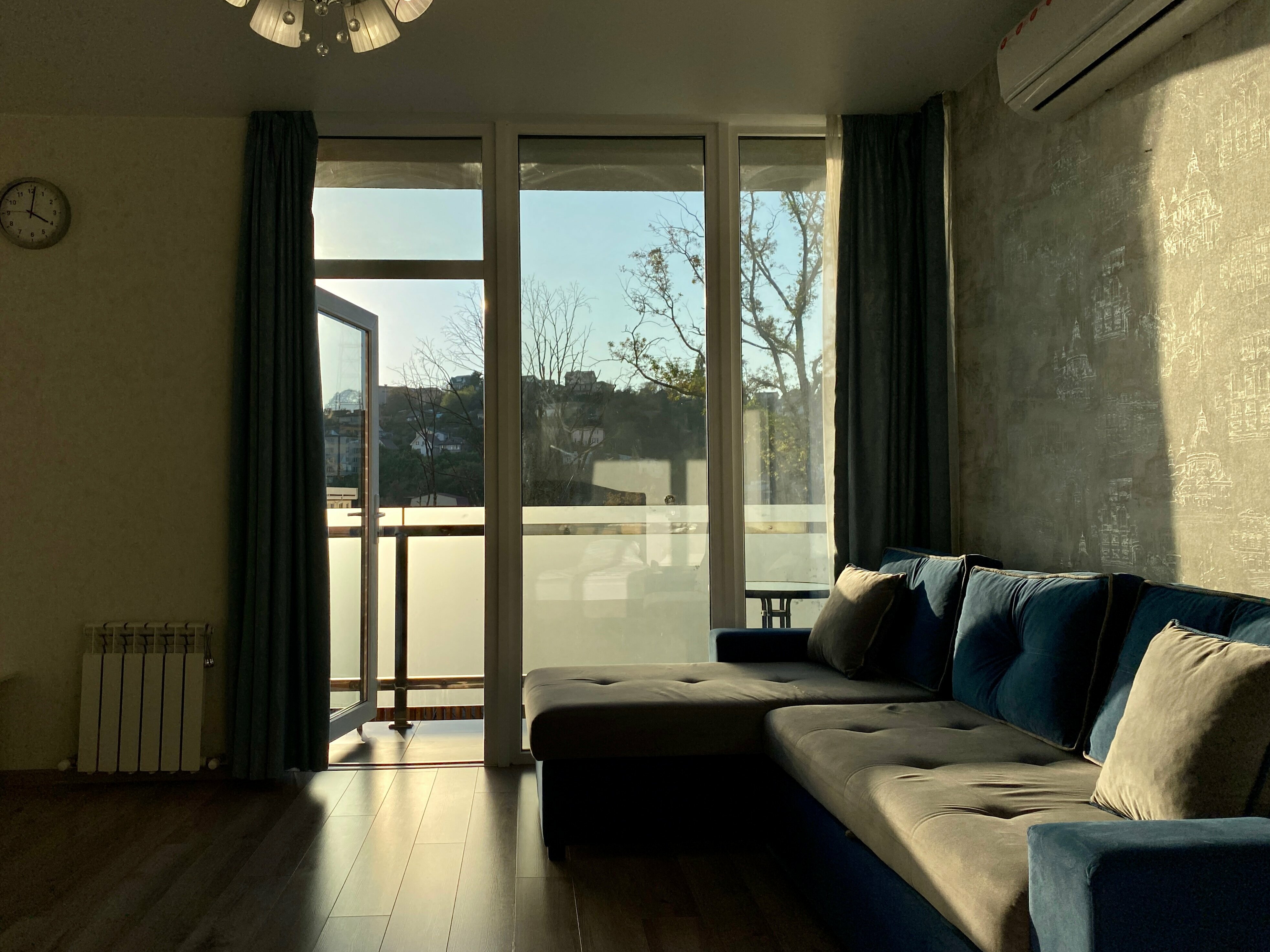 4-х местные апартаменты с балконом в жк c круглогодично подогреваемым бассейном +32 ° "Alicekeys" 9/97