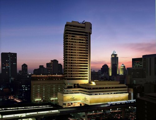 Двухместный клубный номер Standard двуспальная кровать в The Landmark Bangkok