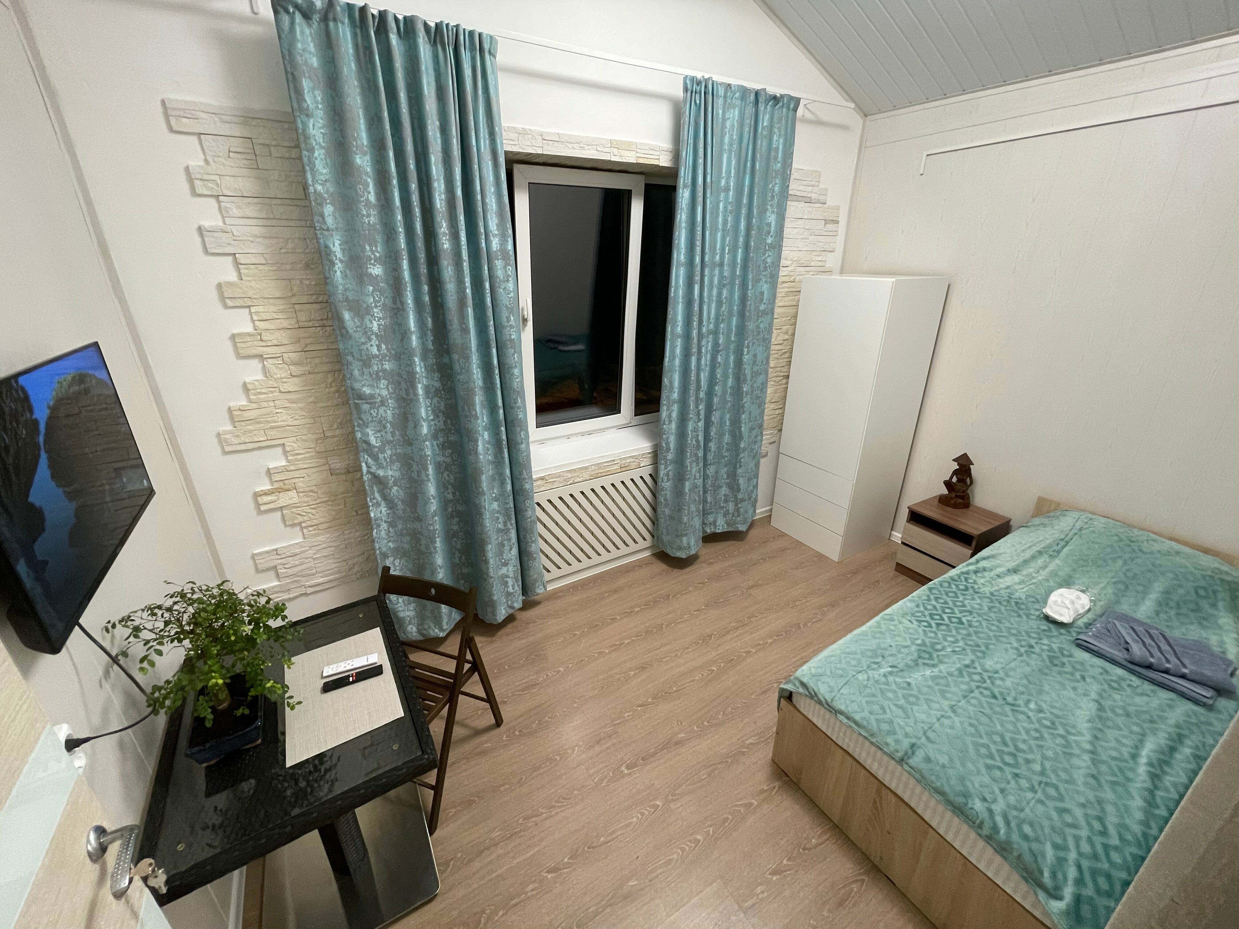 Одноместный номер с общей ванной комнатой