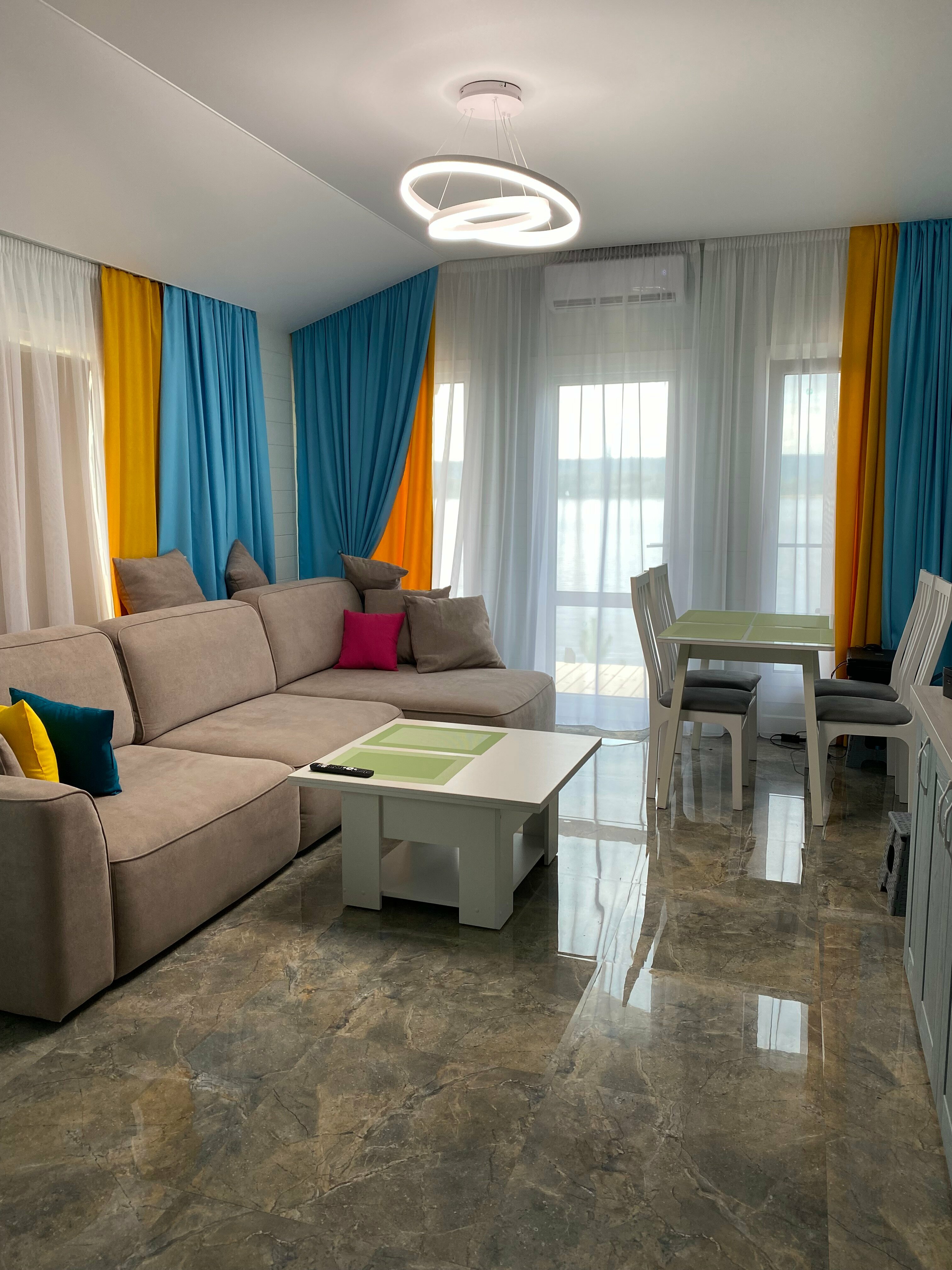 Семейный люкс с балконом