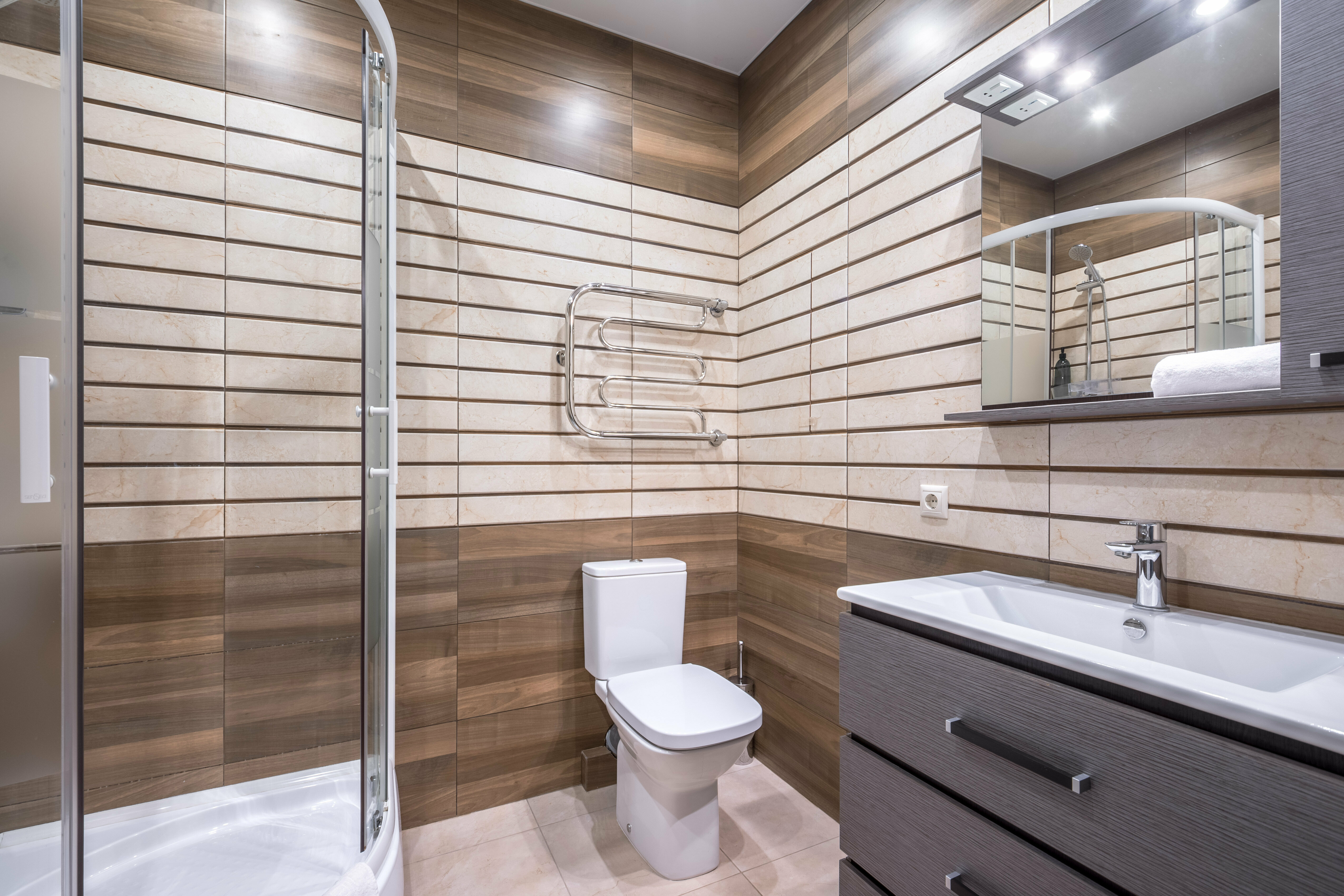 Апартаменты бизнес-класса с кроватью king-size и кухней и балконом (вид на внутренний дворик)