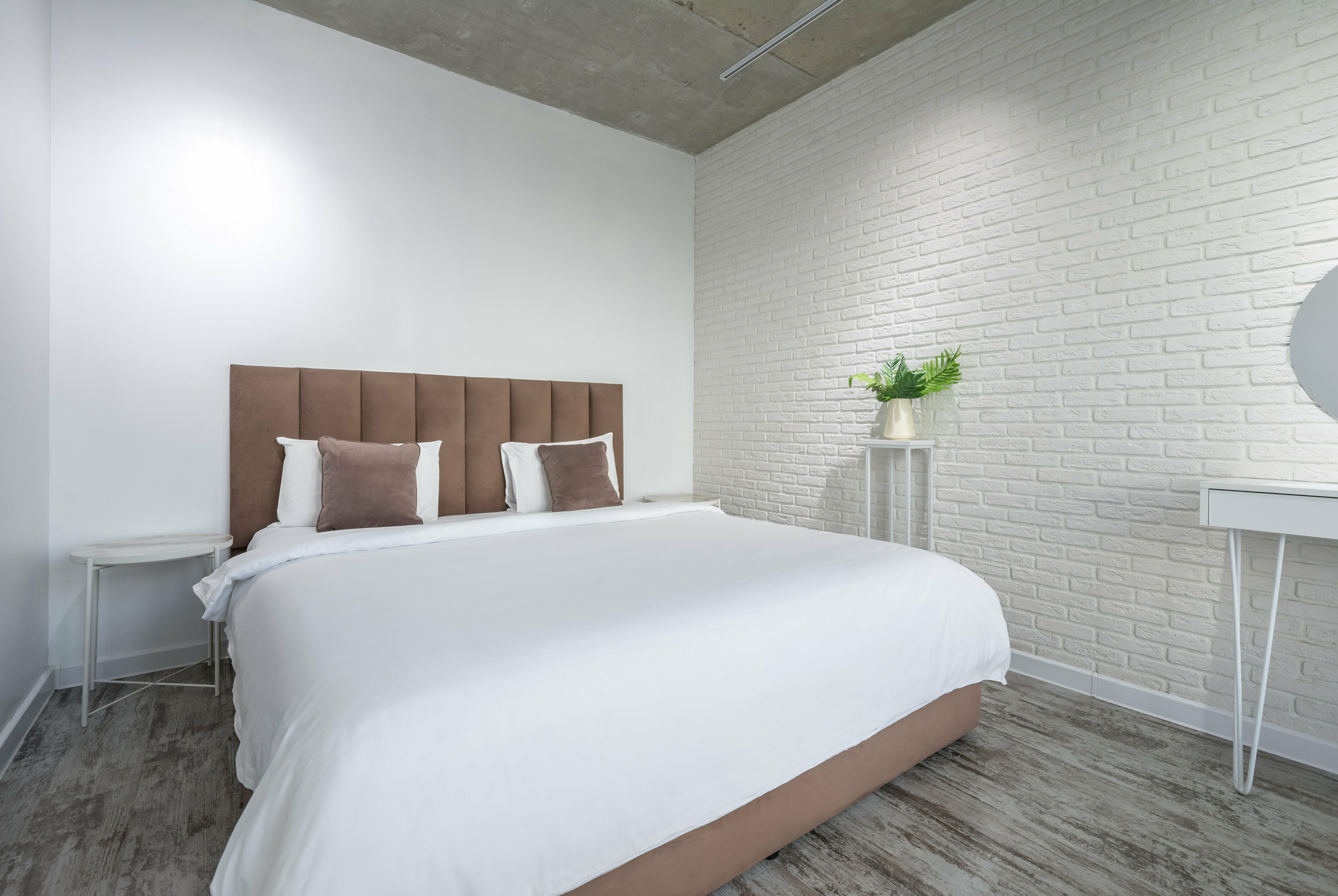 Эксклюзивный loft-апартамент с подвесной качелью в спальне — для удовольствия и красивых фото — на 18-м этаже!