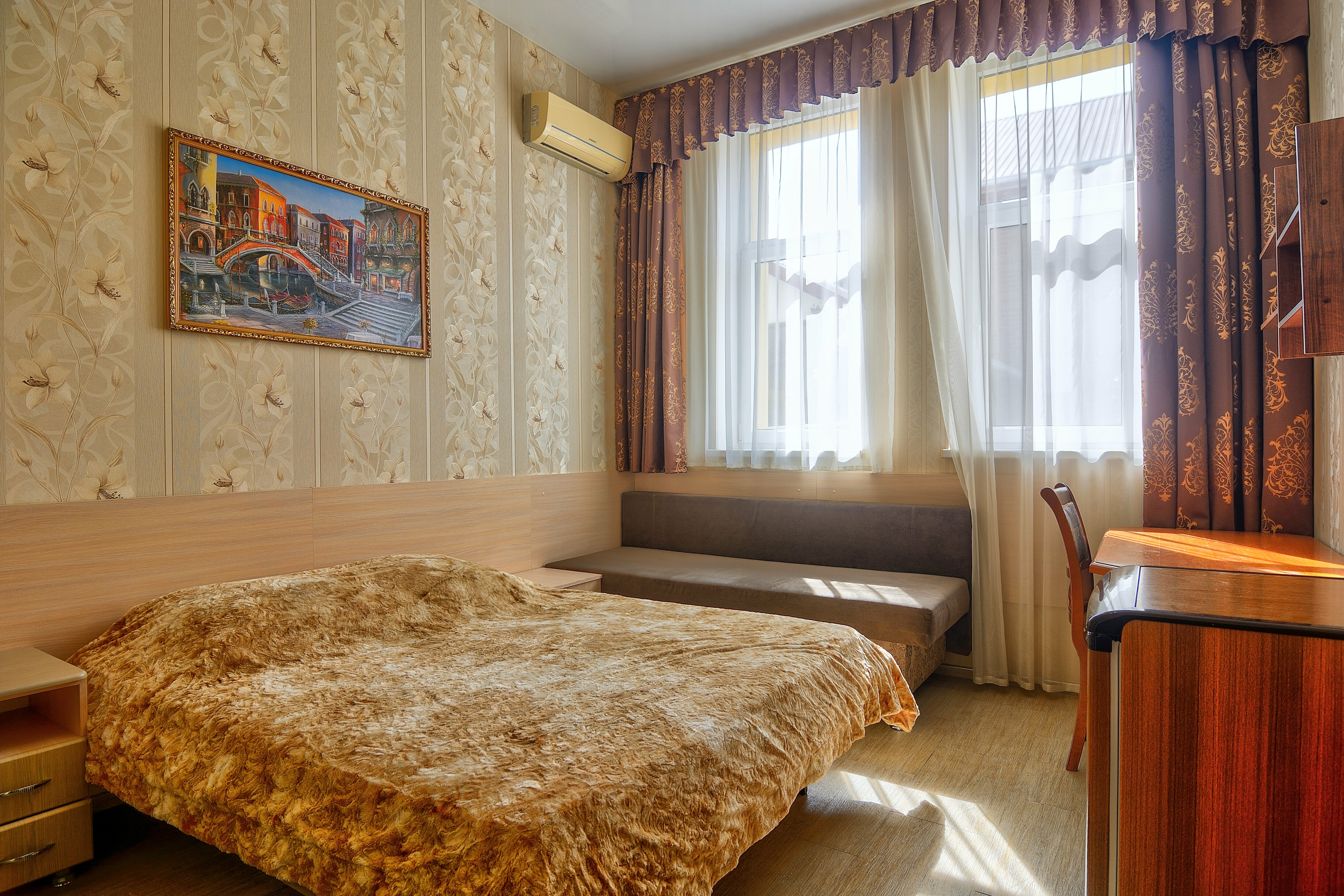 Трехместный полулюкс Южный