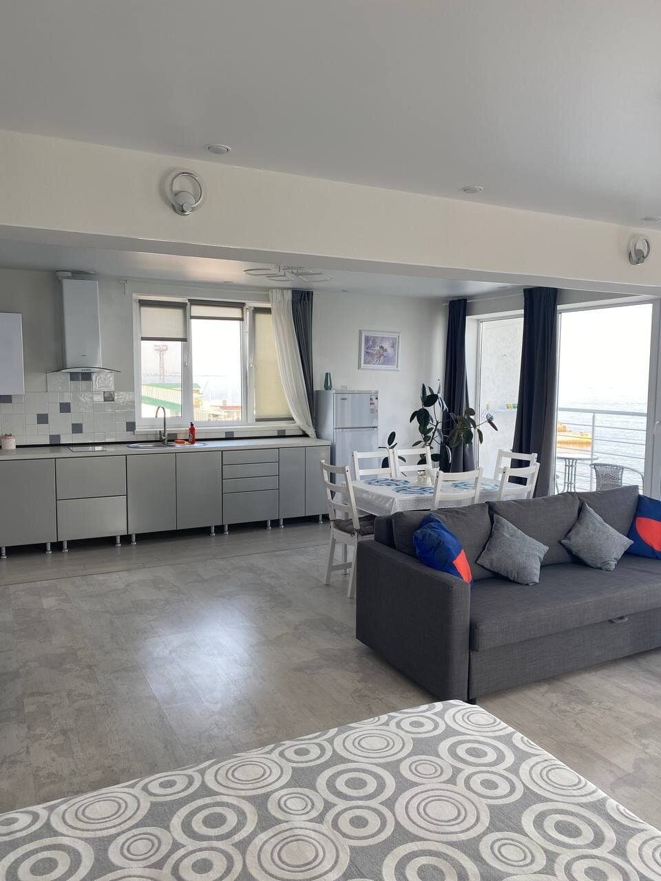 Апартаменты с видом на море