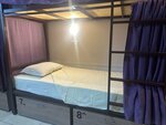 Спальное место на двухъярусной кровати в общем номере для мужчин в Hostel Svet