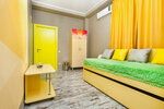 Двухместный номер с 1 кроватью или 2 отдельными кроватями и общей ванной комнатой в Good Luck