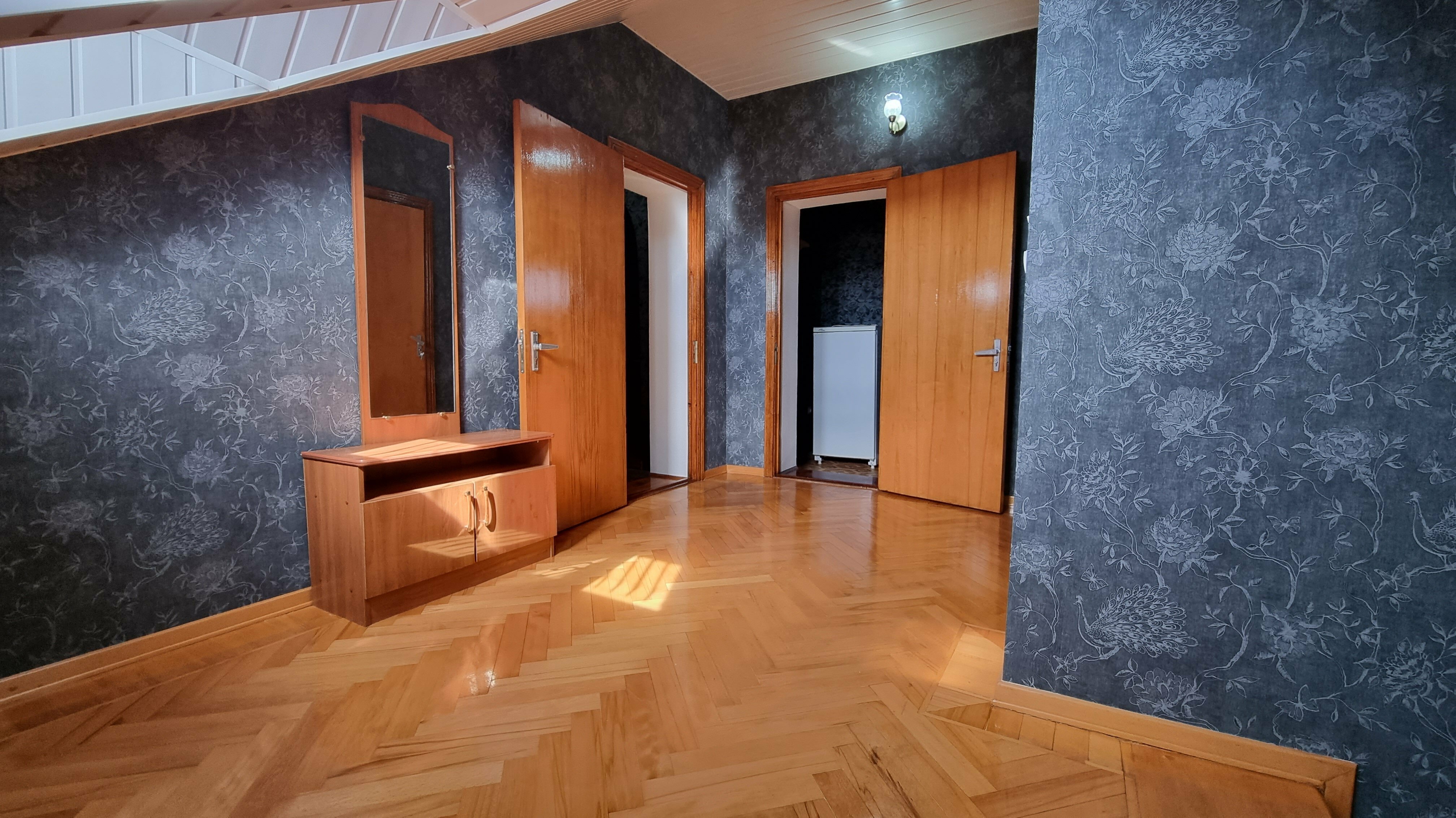 Трехместный номер эконом-класса