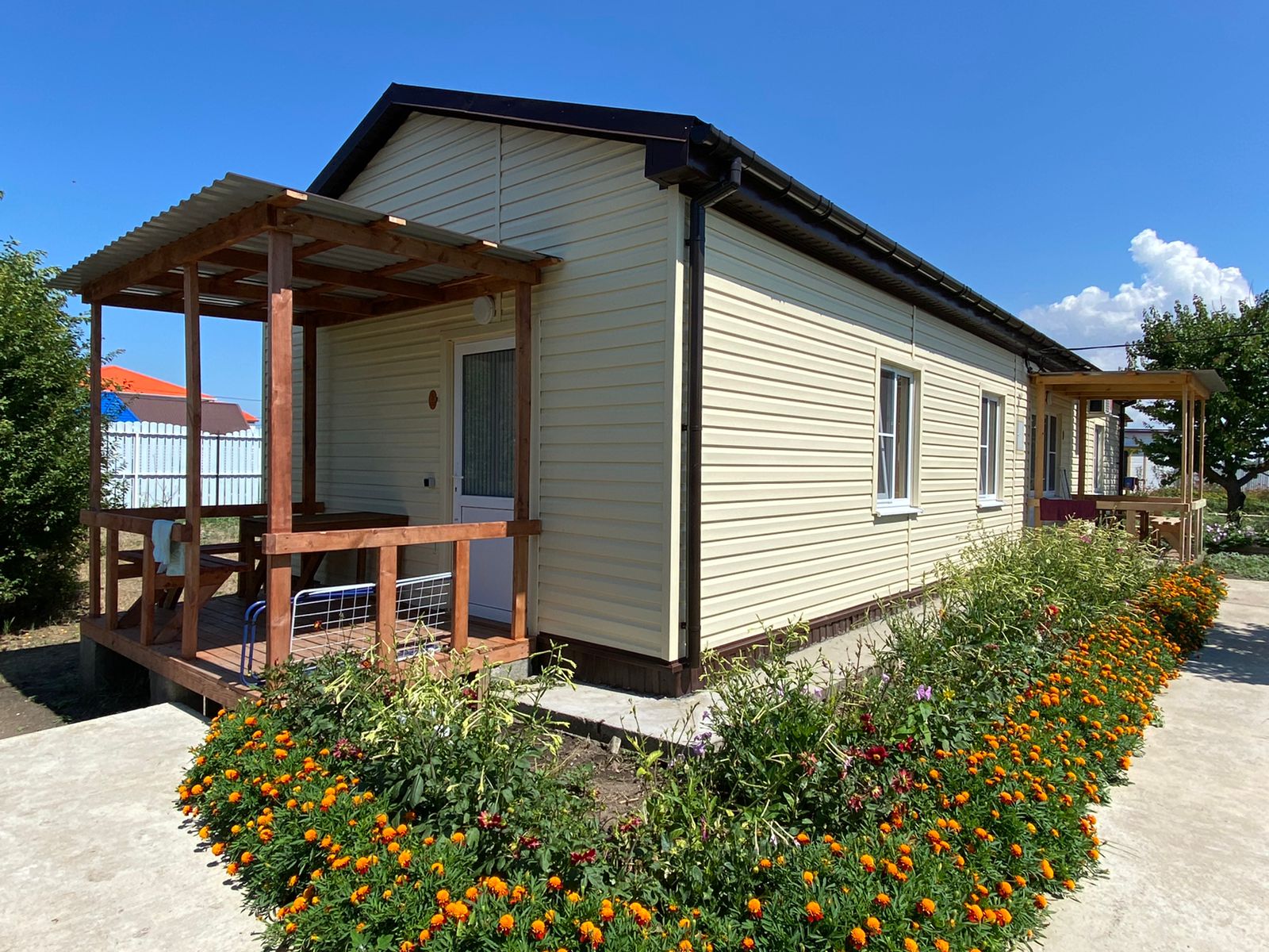 Четырехместный номер с ванной комнатой