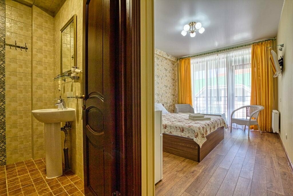 Двухместный номер с 1 кроватью и балконом