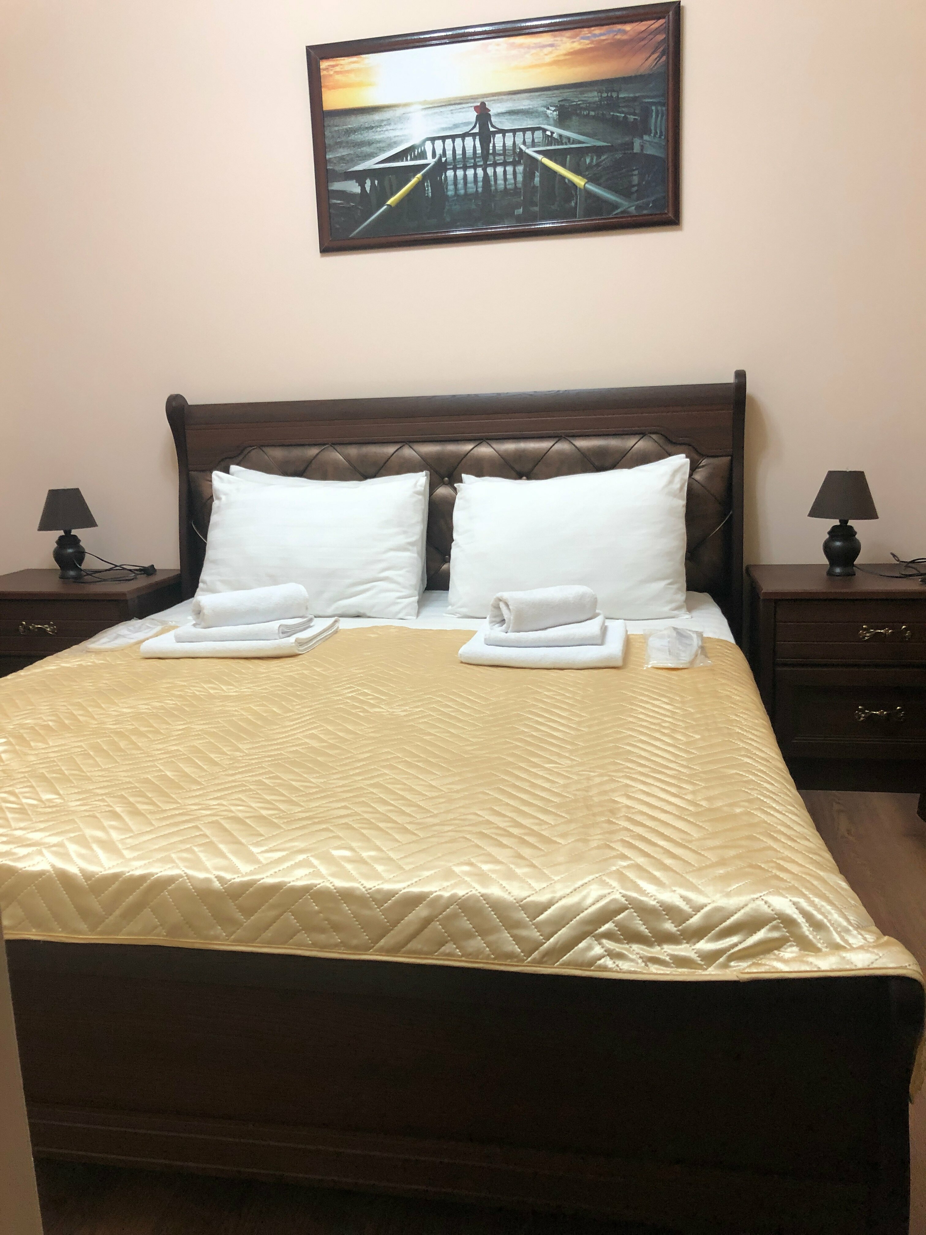 Двухкомнатный четырехместный номер Делюкс №7