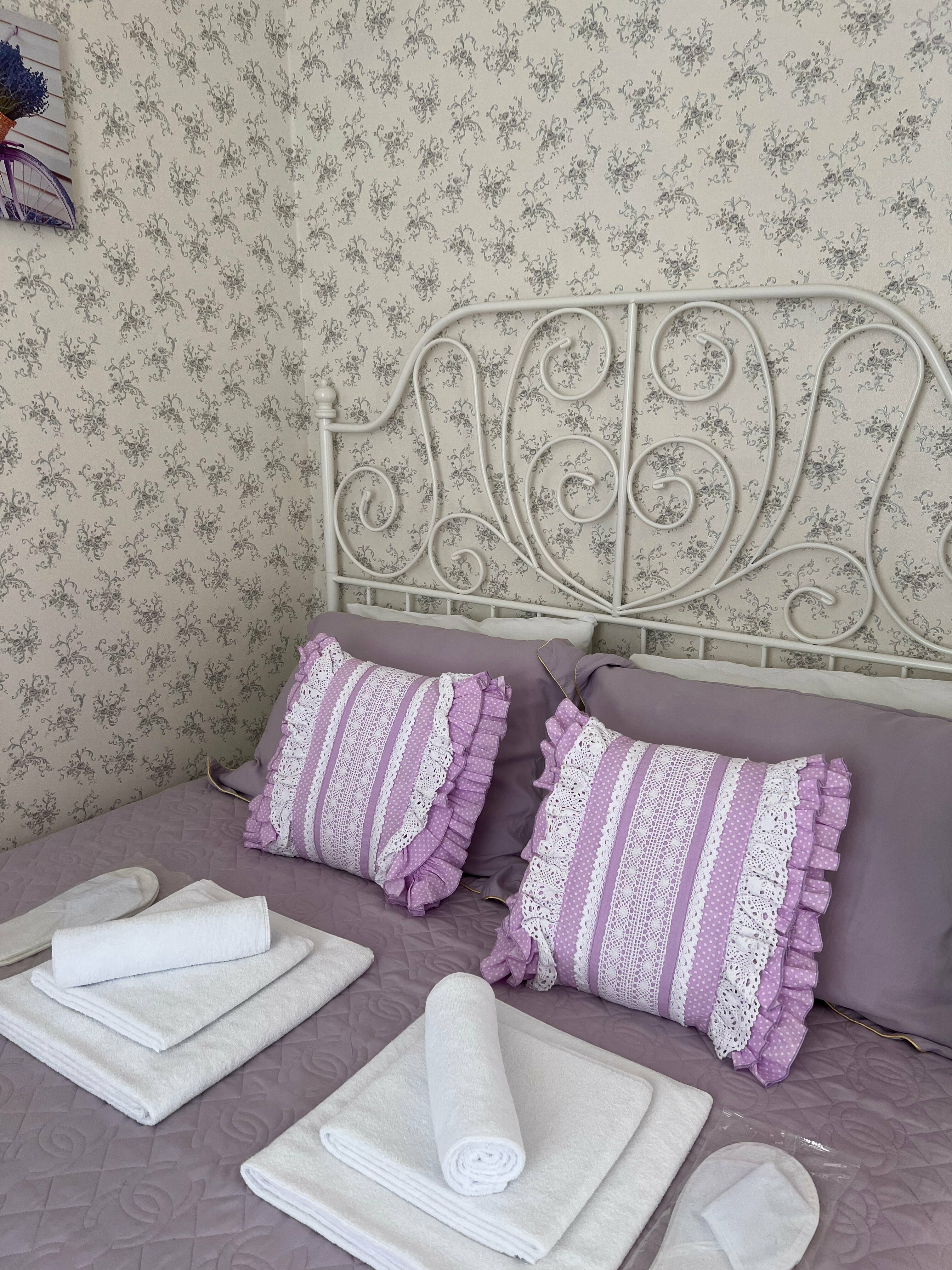 Двухкомнатный  семейный номер Комфорт №15