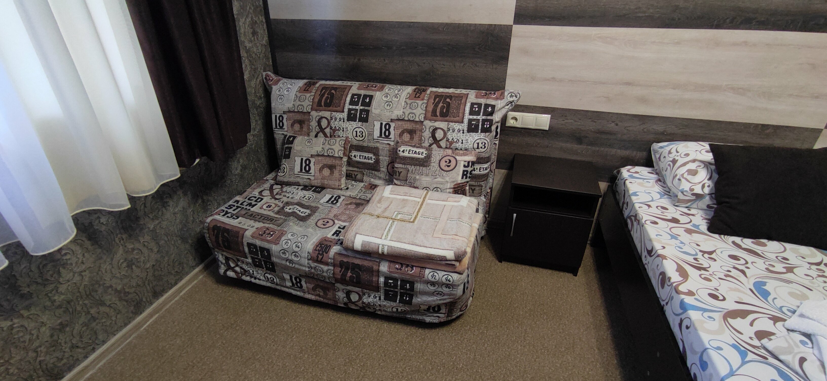 Трехместный номер Делюкс