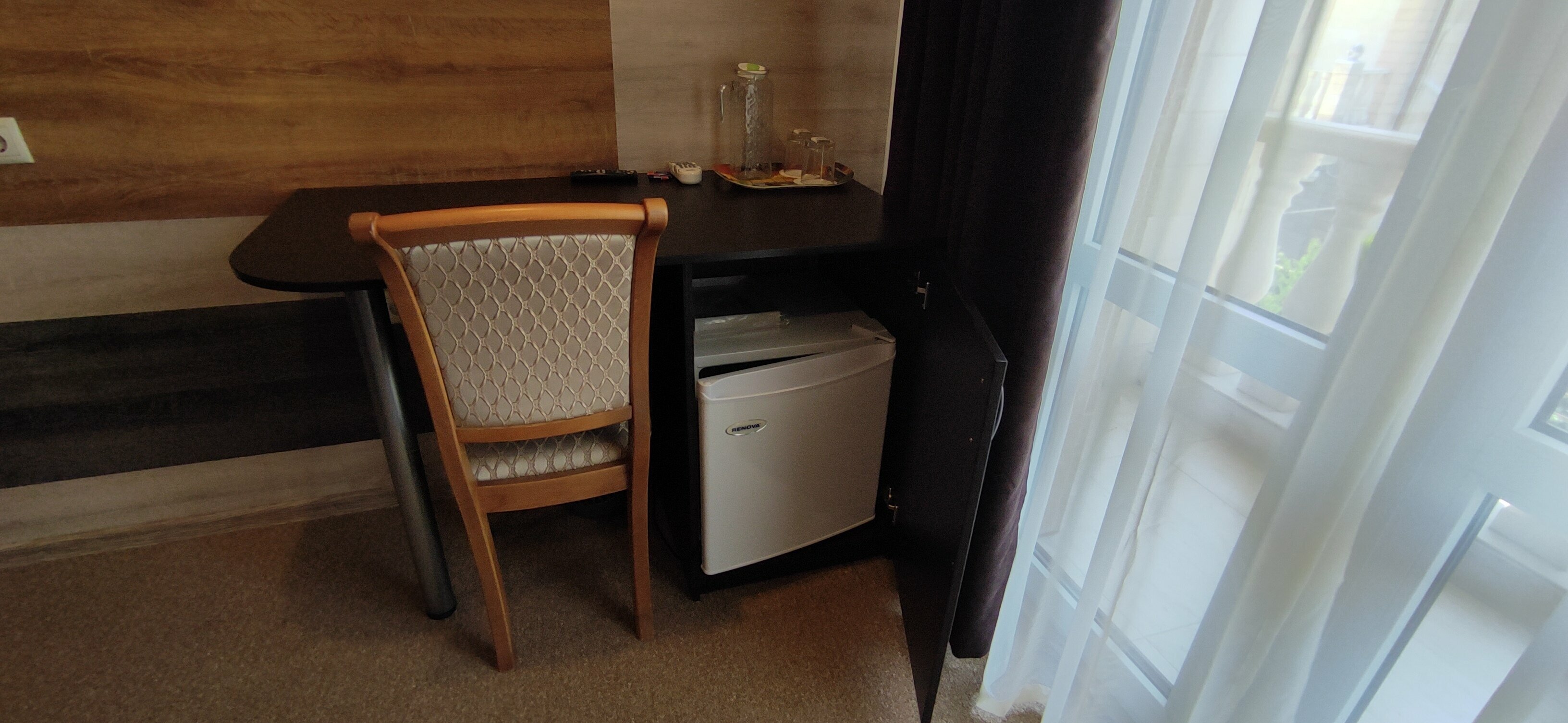 Трехместный номер с видом на сад