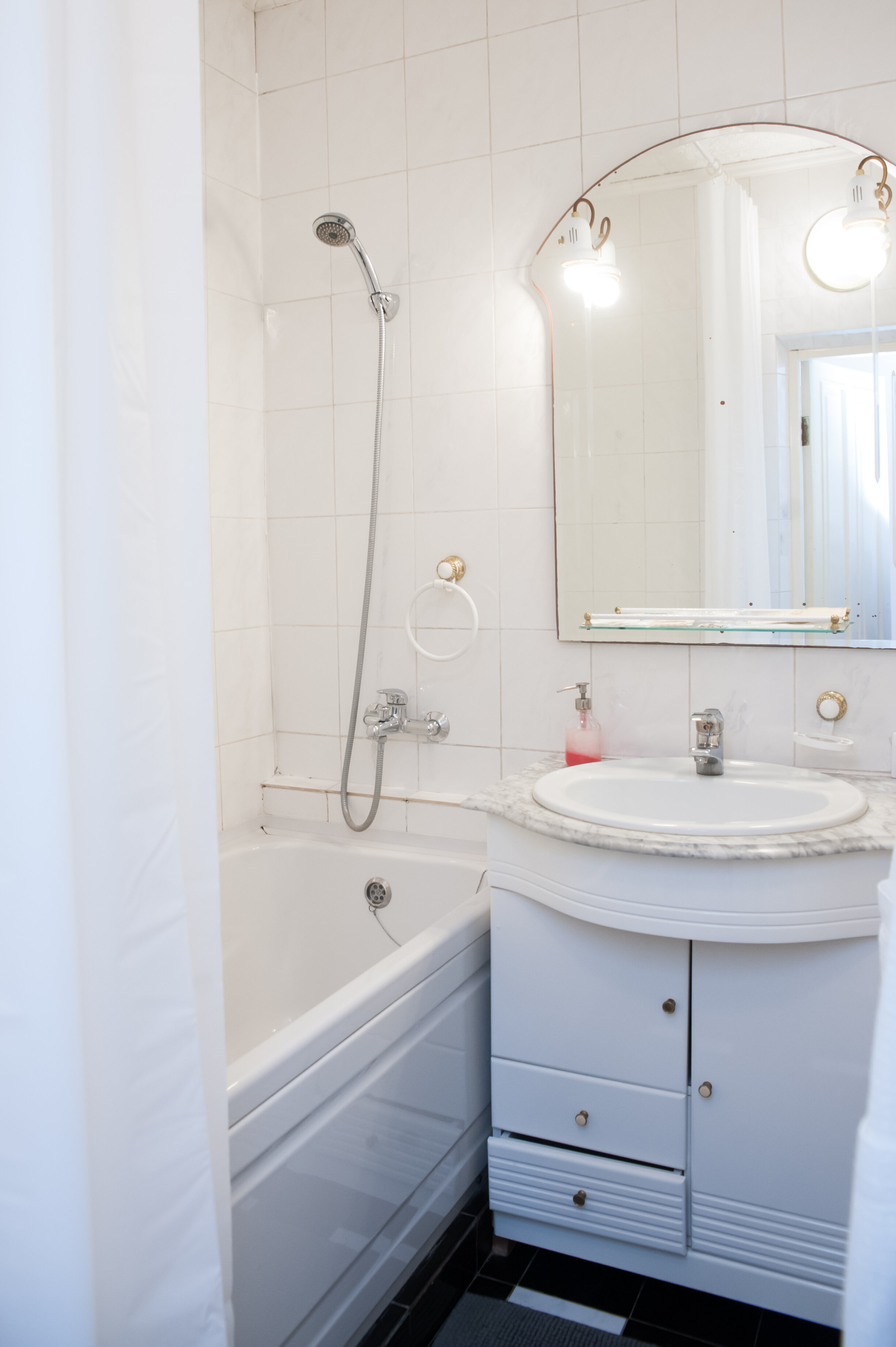 Улучшенный номер с кроватью размера «queen-size»