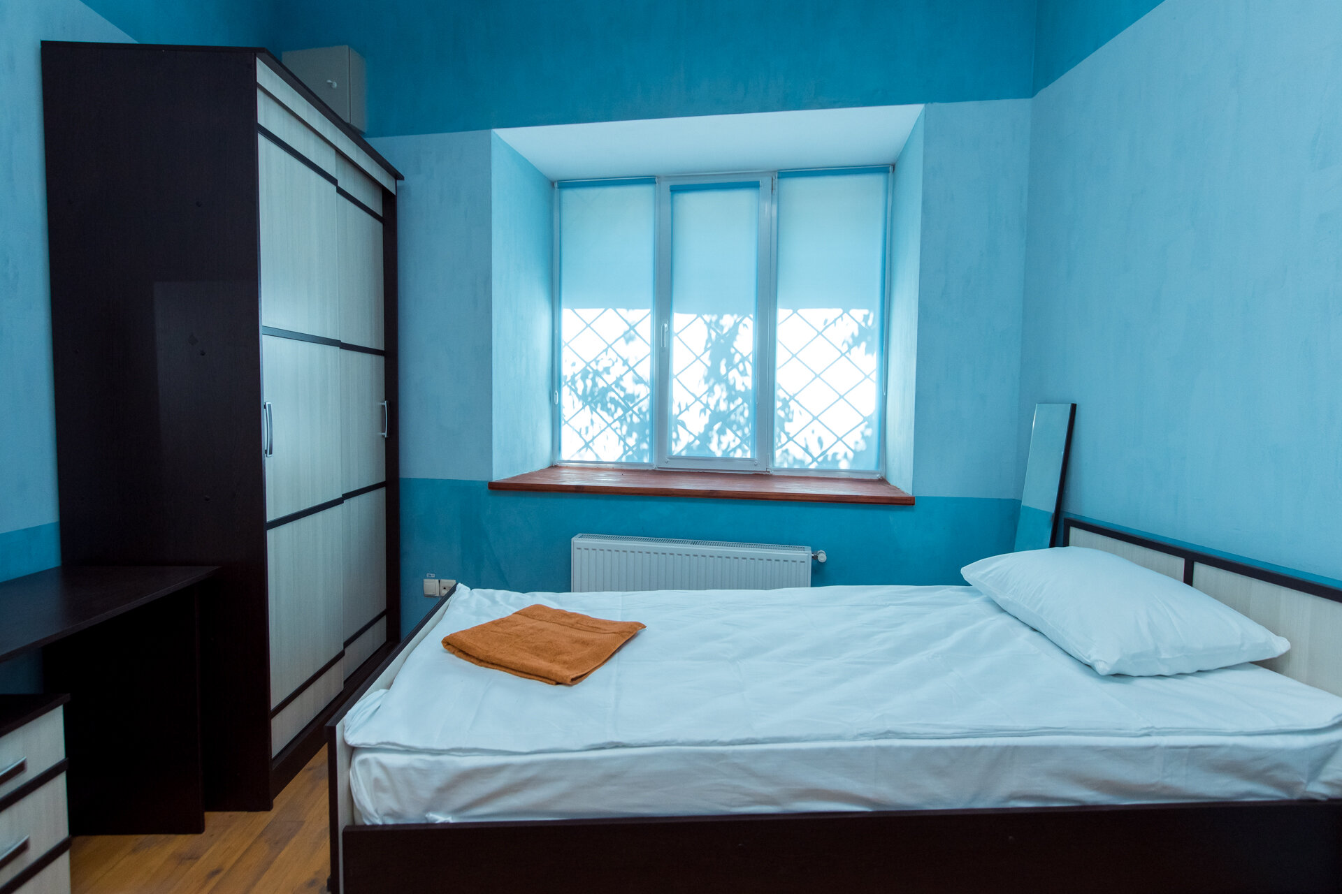 Двухместный номер эконом-класса с 2 отдельными кроватями