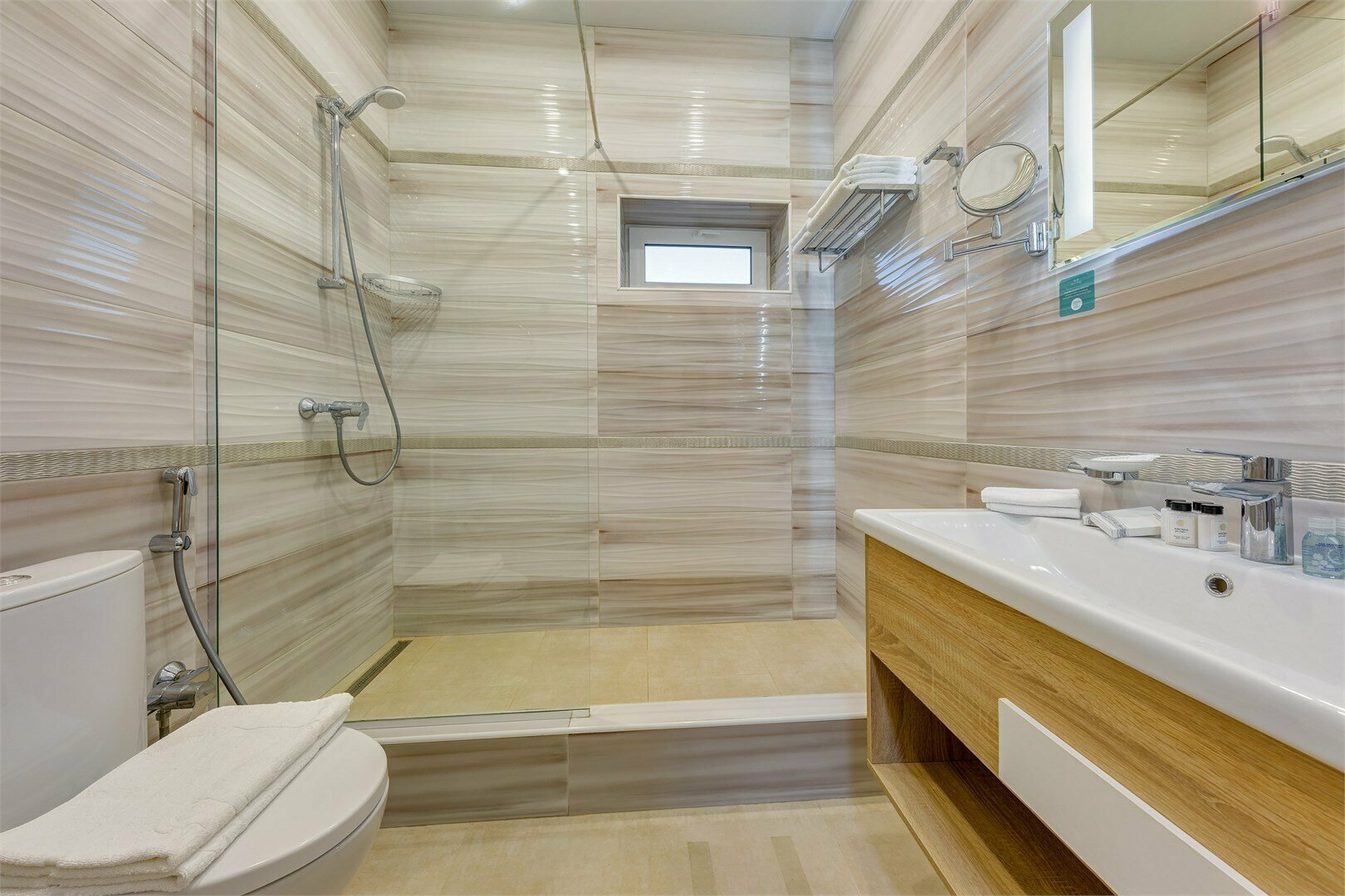 Четырехместный номер с балконом