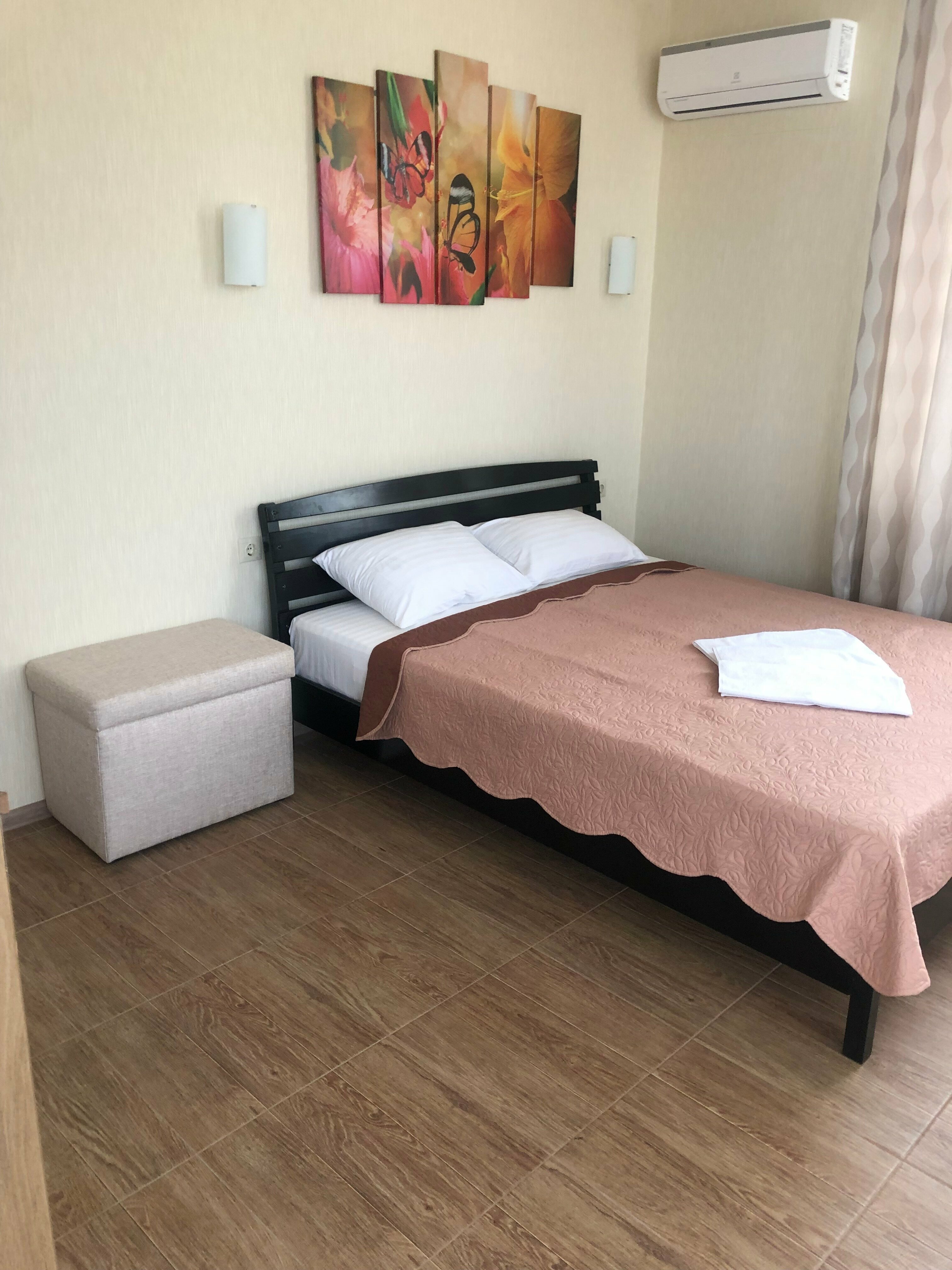 Трехместный номер с балконом