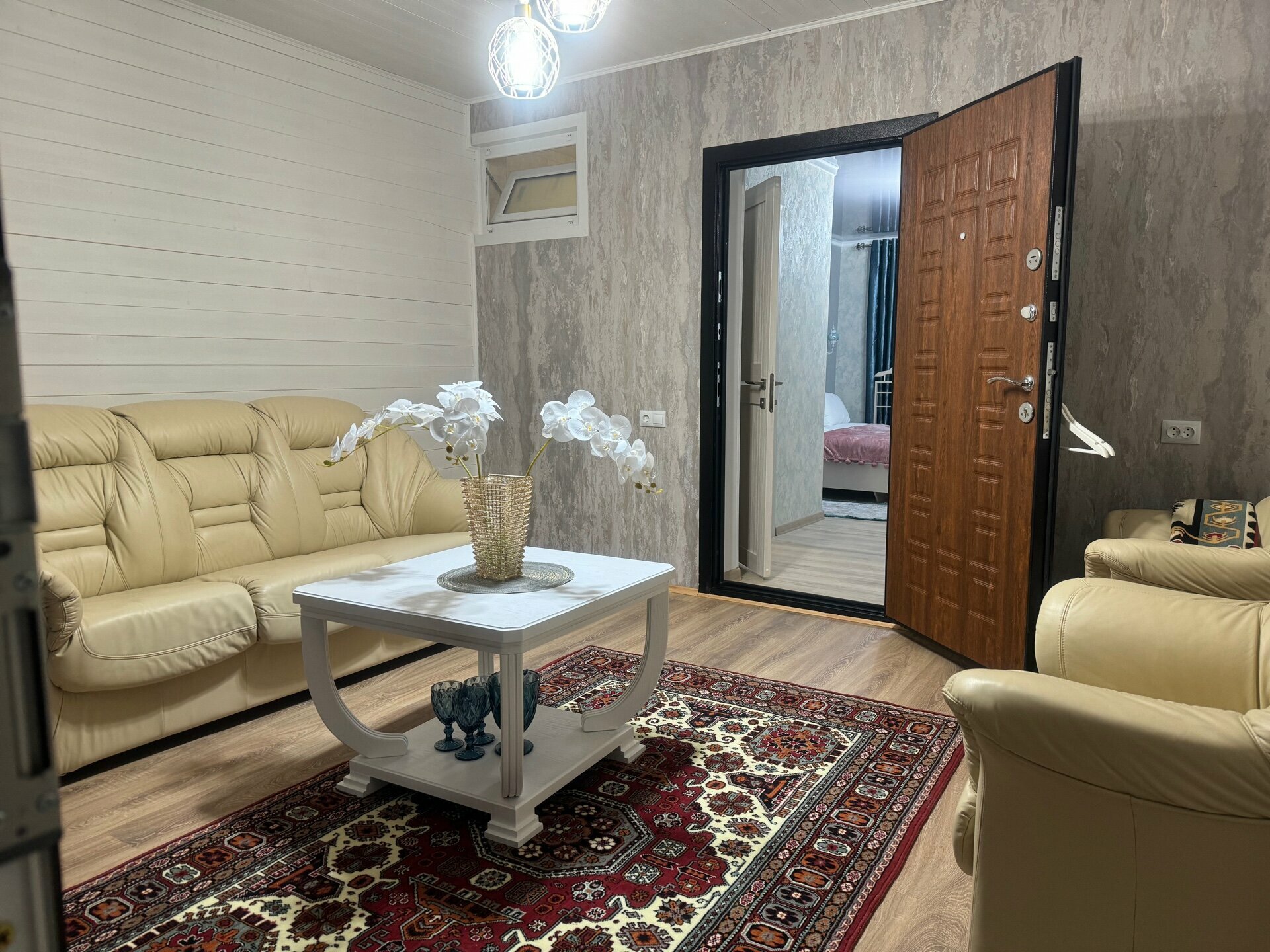 Семейный номер с балконом