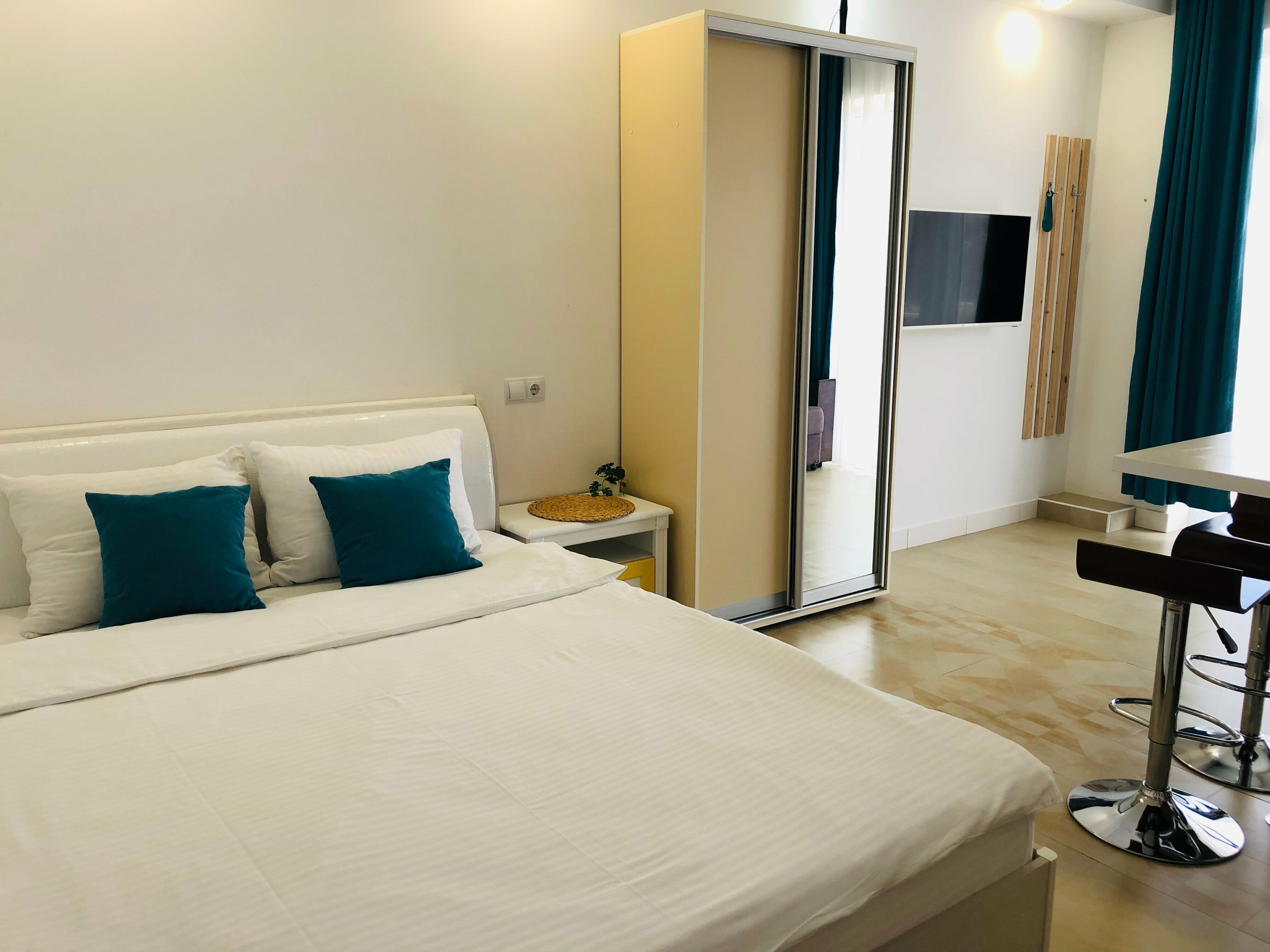 Апартаменты-студия с видом на море