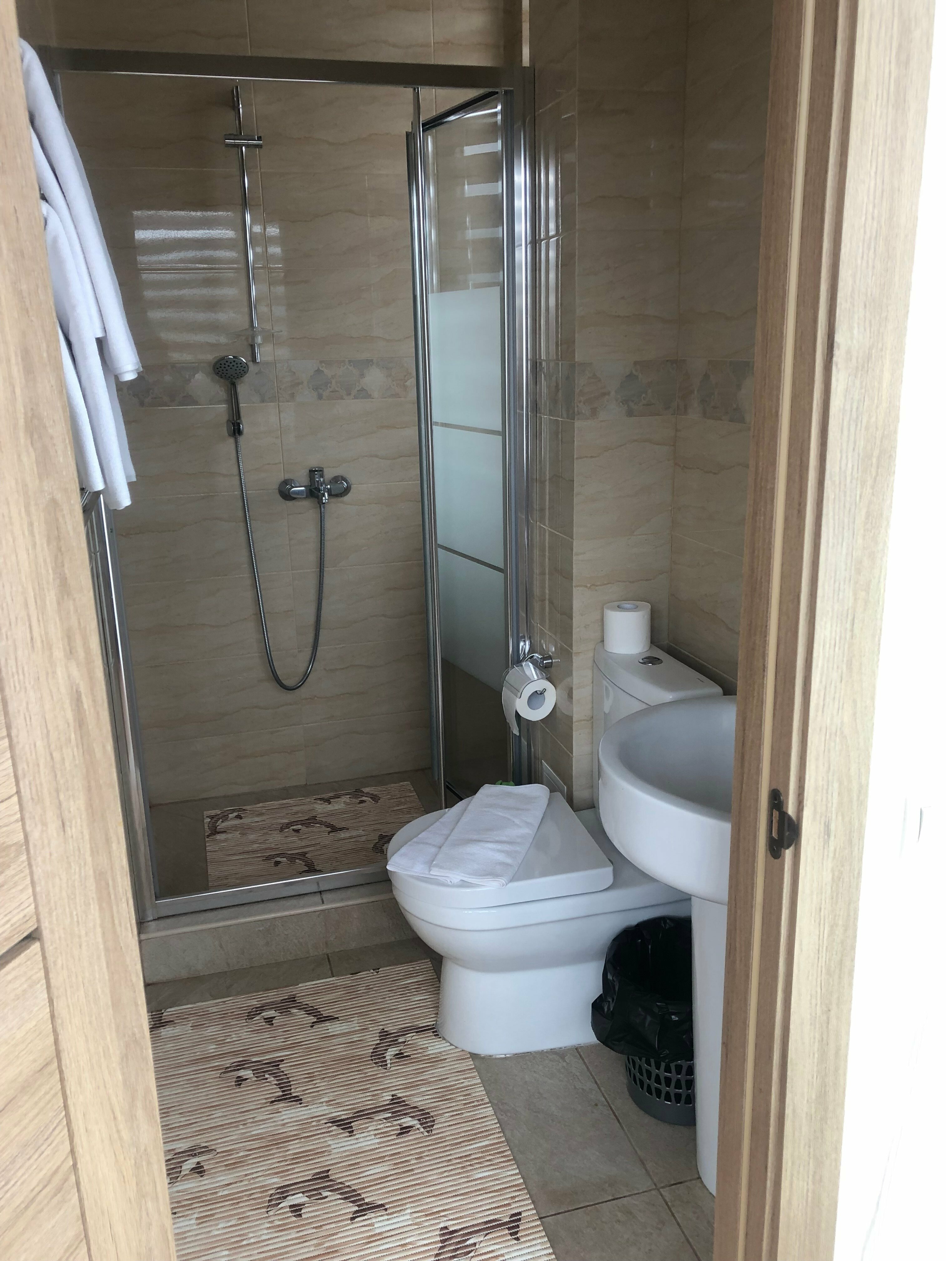 Трехместный номер с балконом