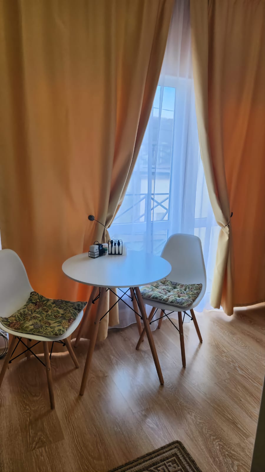 Апартаменты с балконом