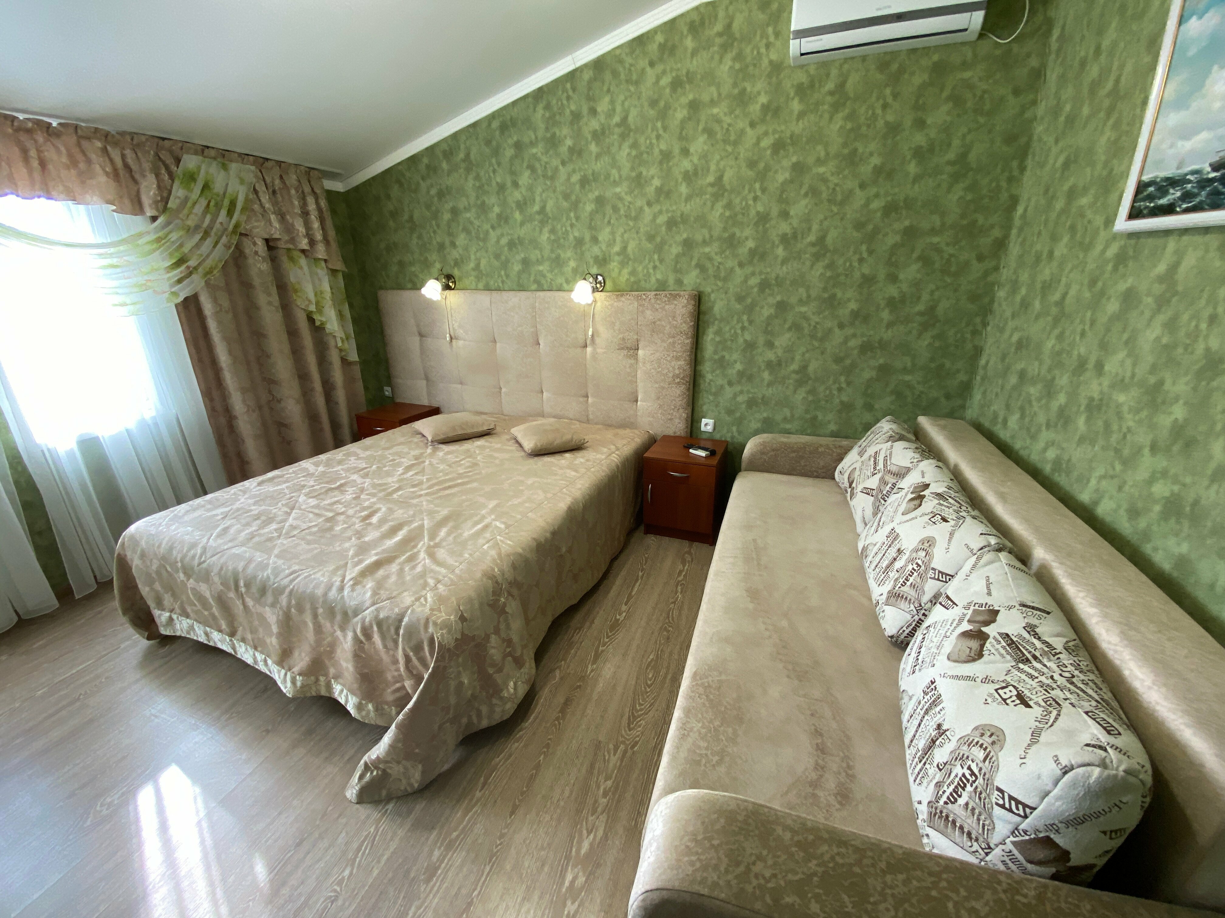 Роскошный четырехместный номер