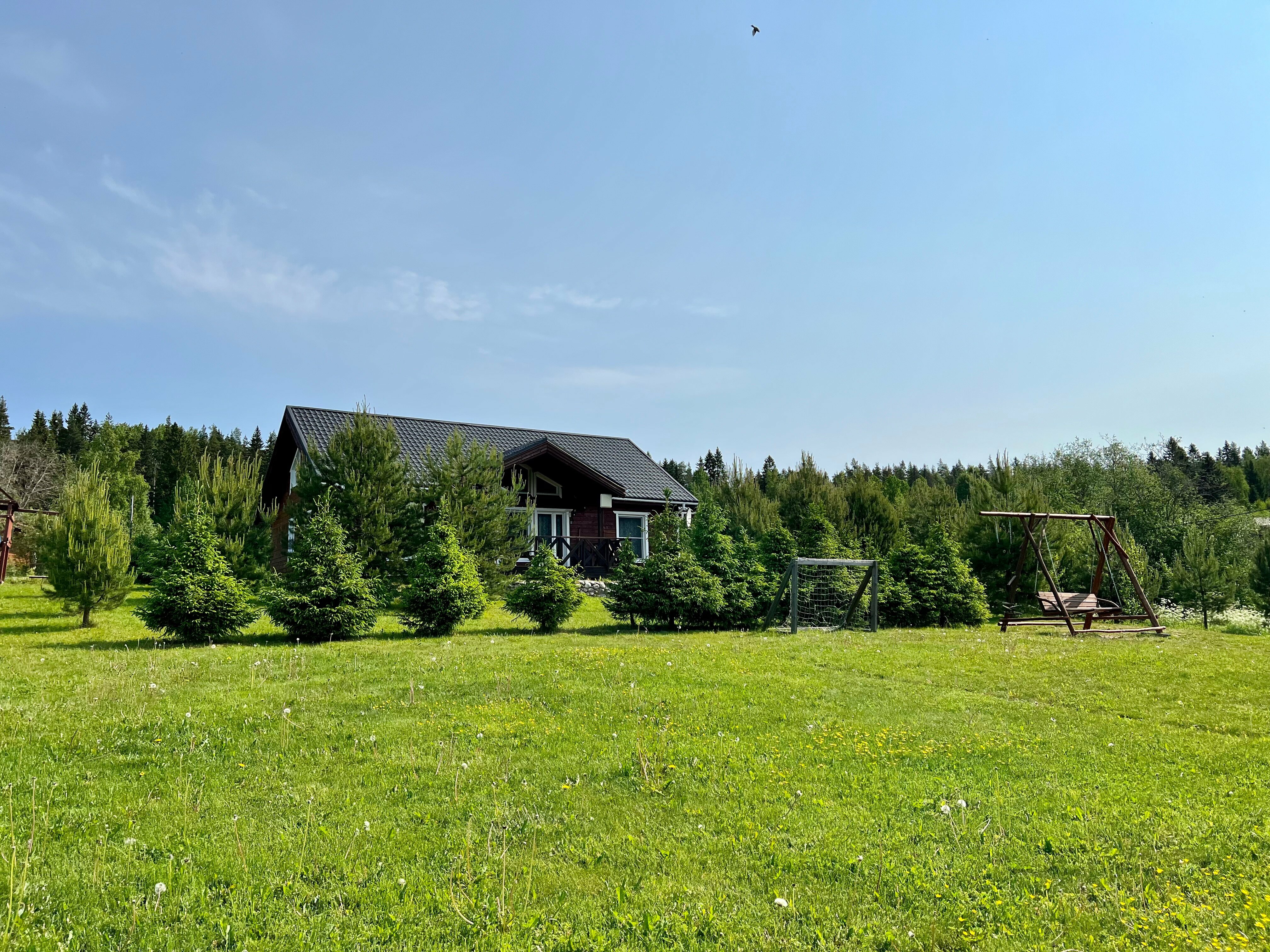 Коттедж с 4 спальнями, с сауной, 2 санузлами, на 8(+4) чел.