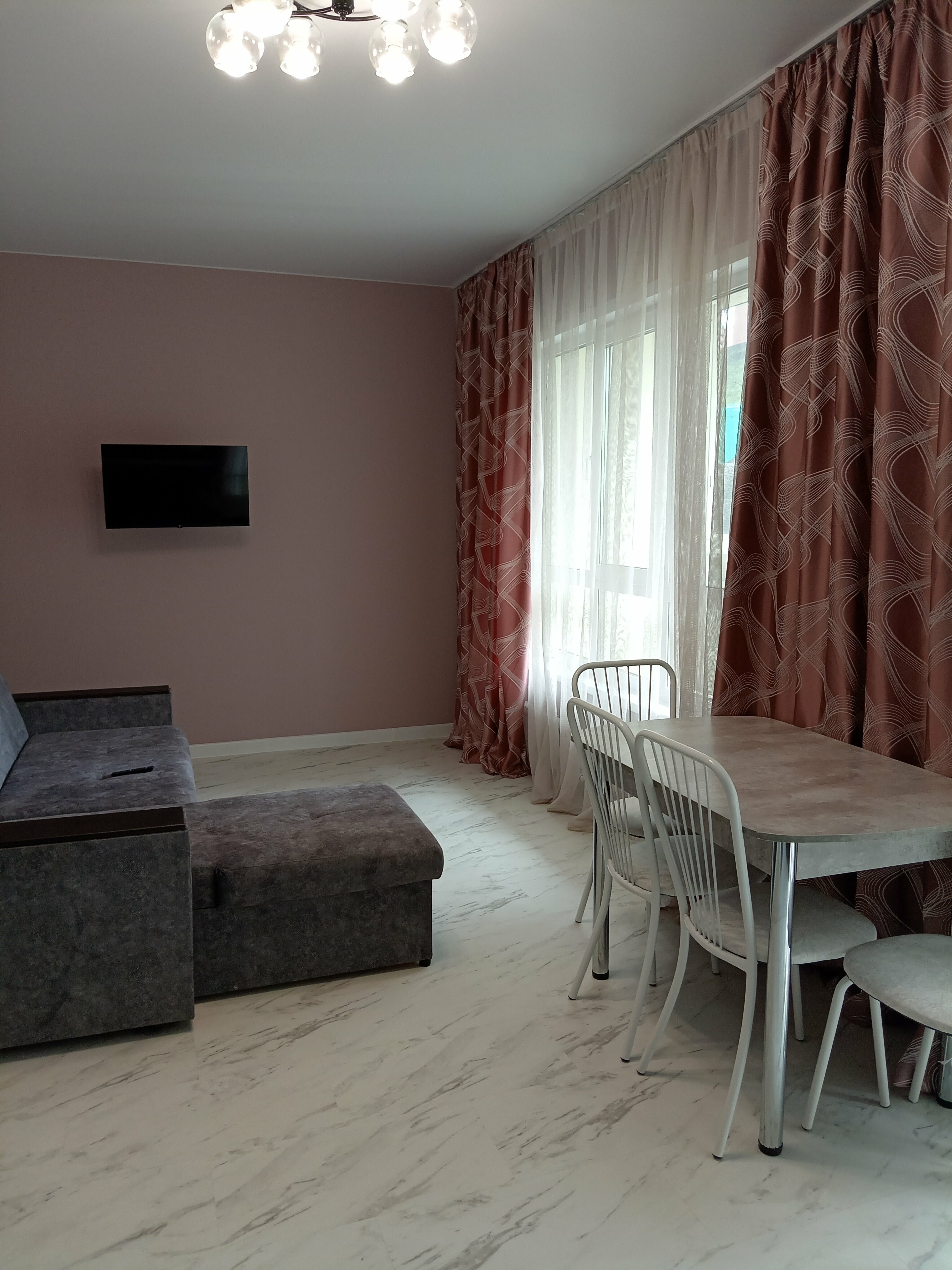 Улучшенный четырехместный номер