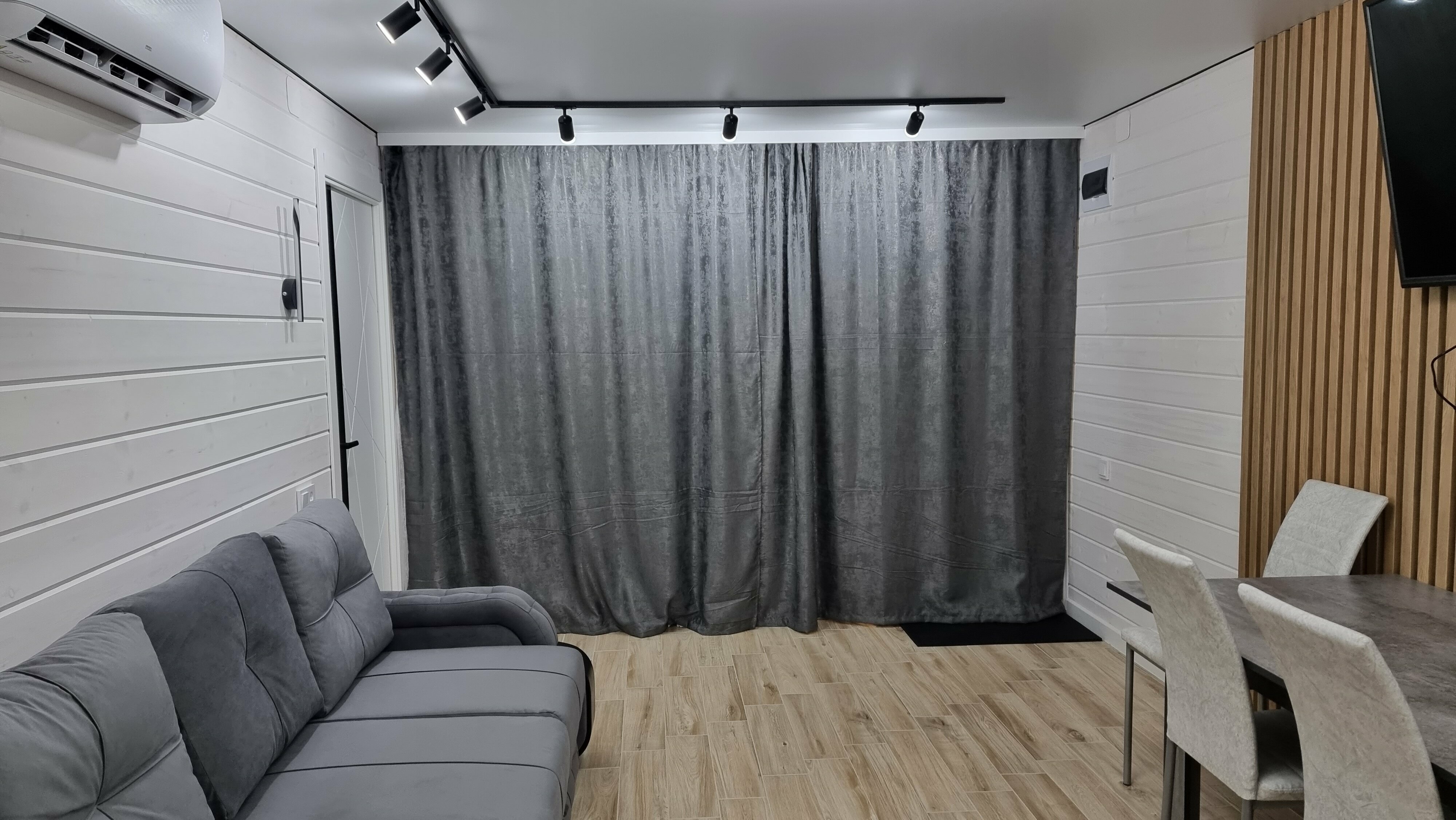 Люкс с 1 спальней