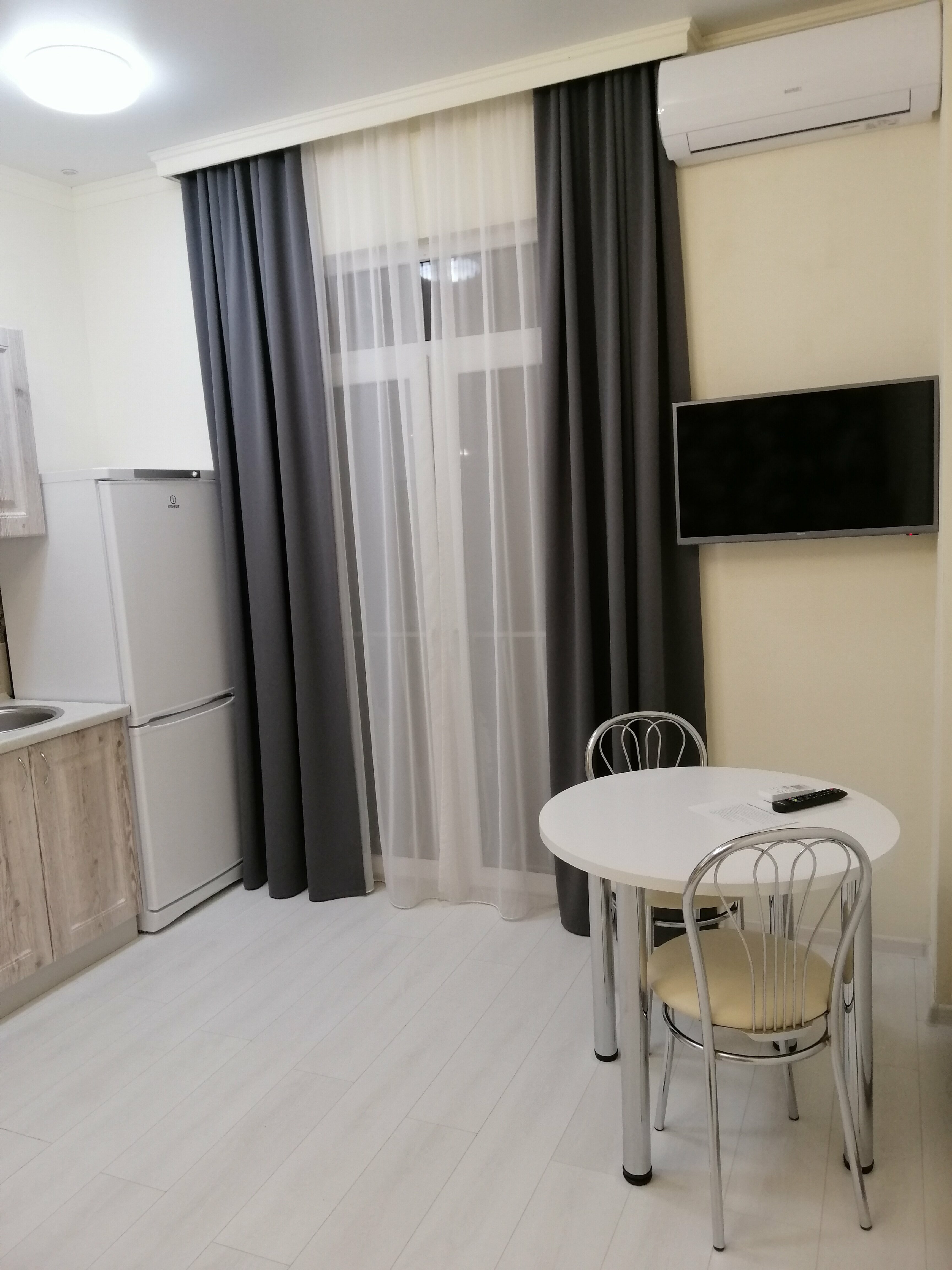 Номер-студия с диваном-кроватью