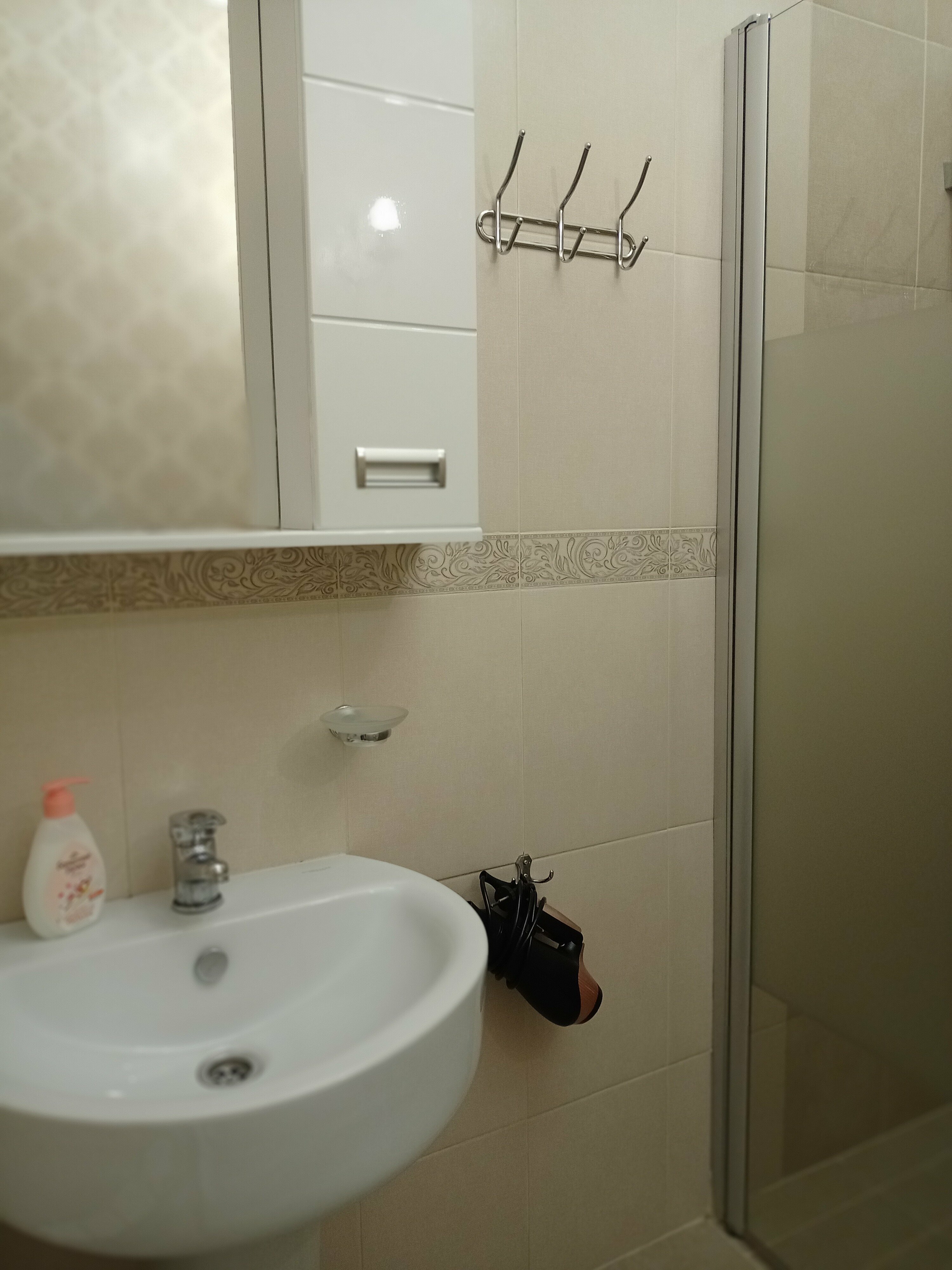 Номер-студия с кроватью размера «queen-size»