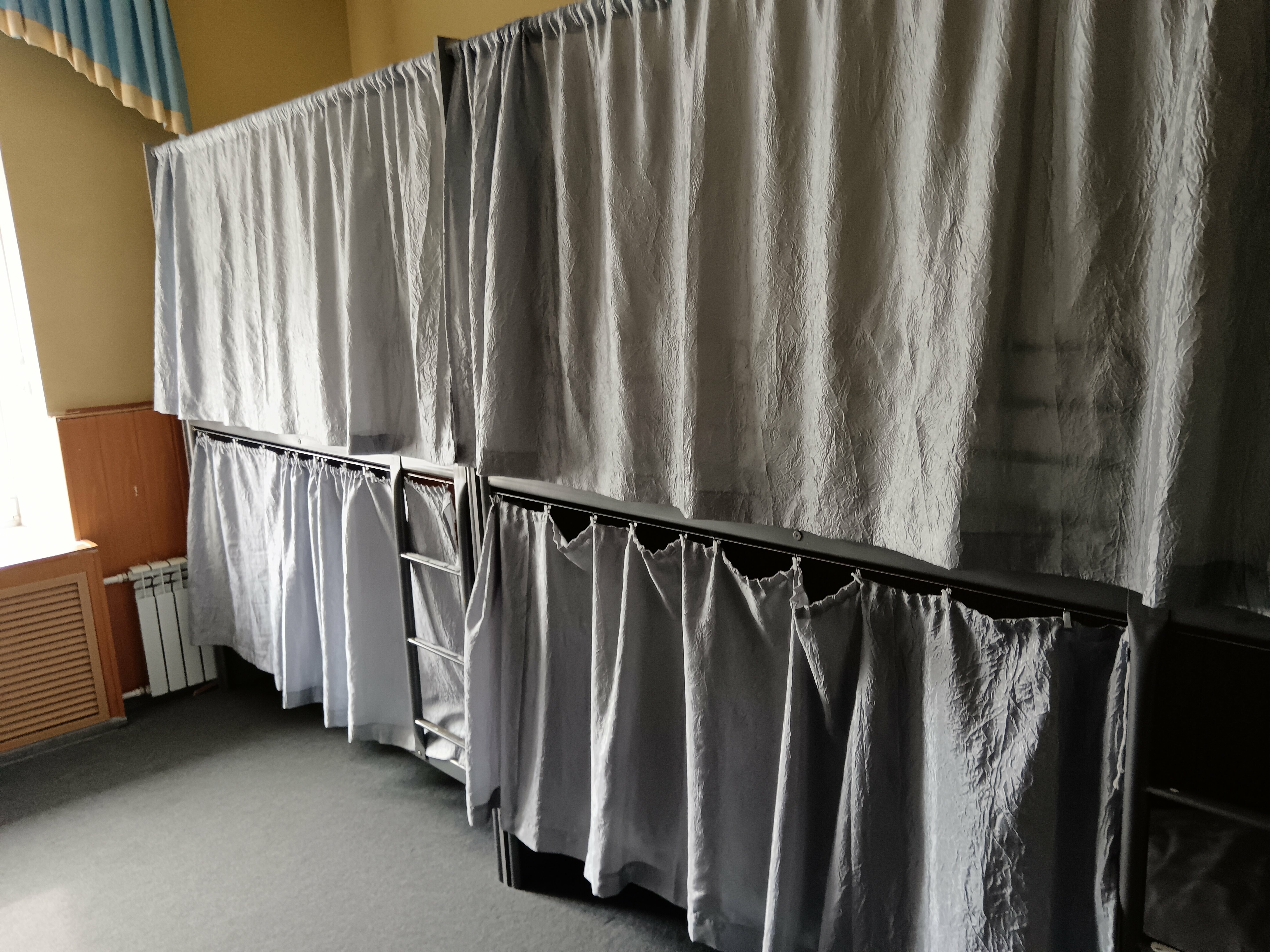 Общий 8-местный номер для мужчин