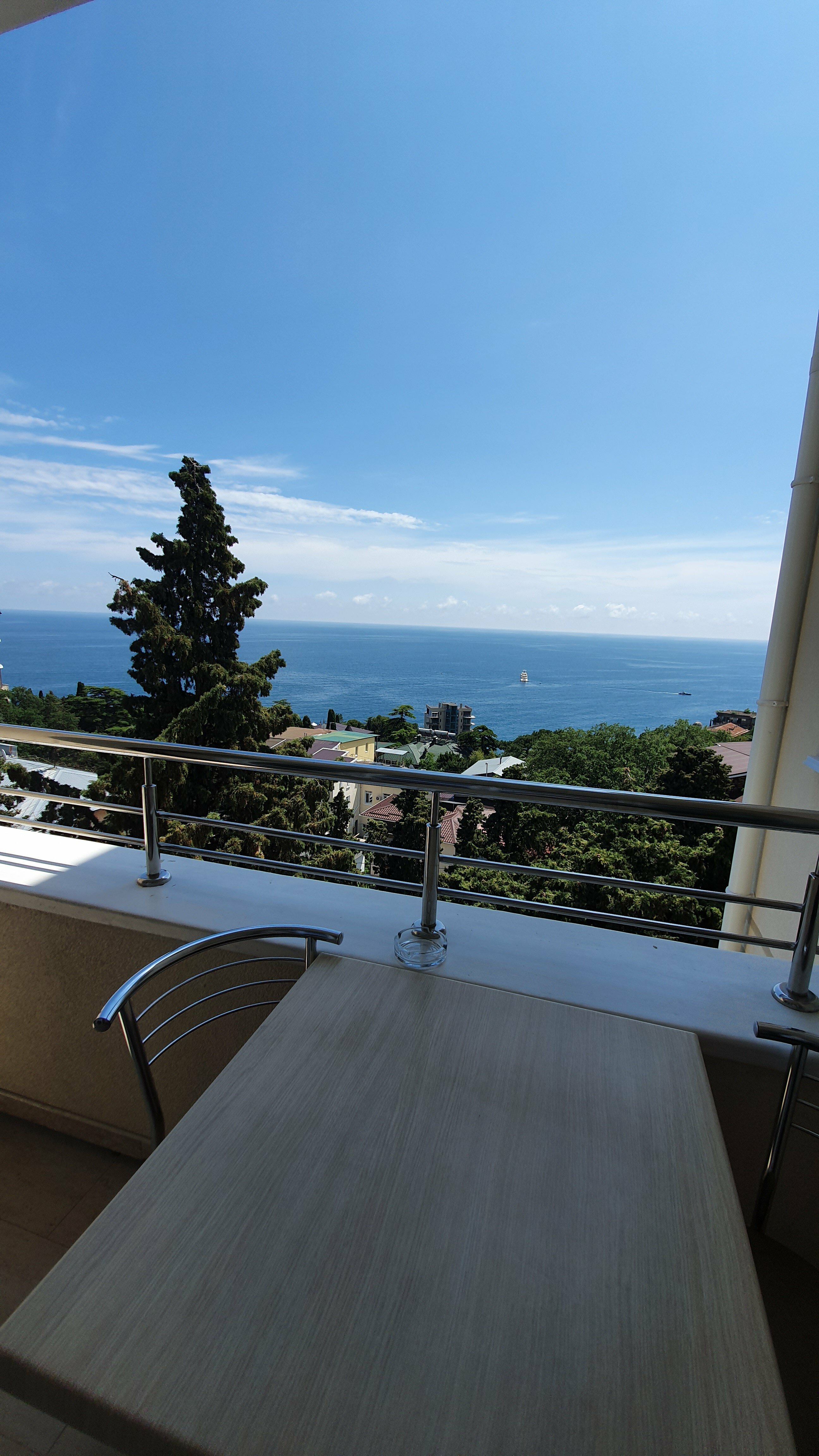 Семейный номер с балконом