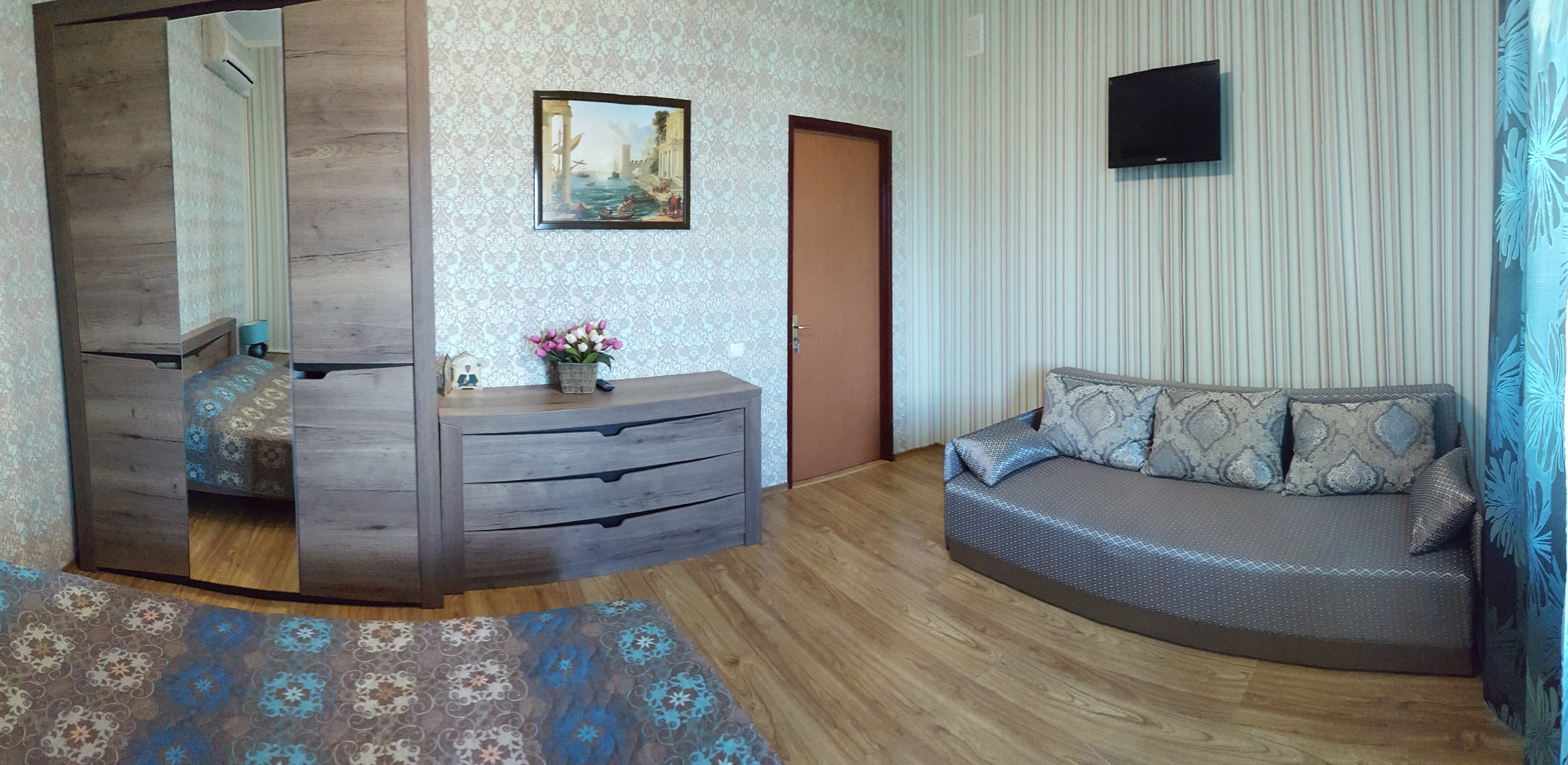 Апартаменты с балконом