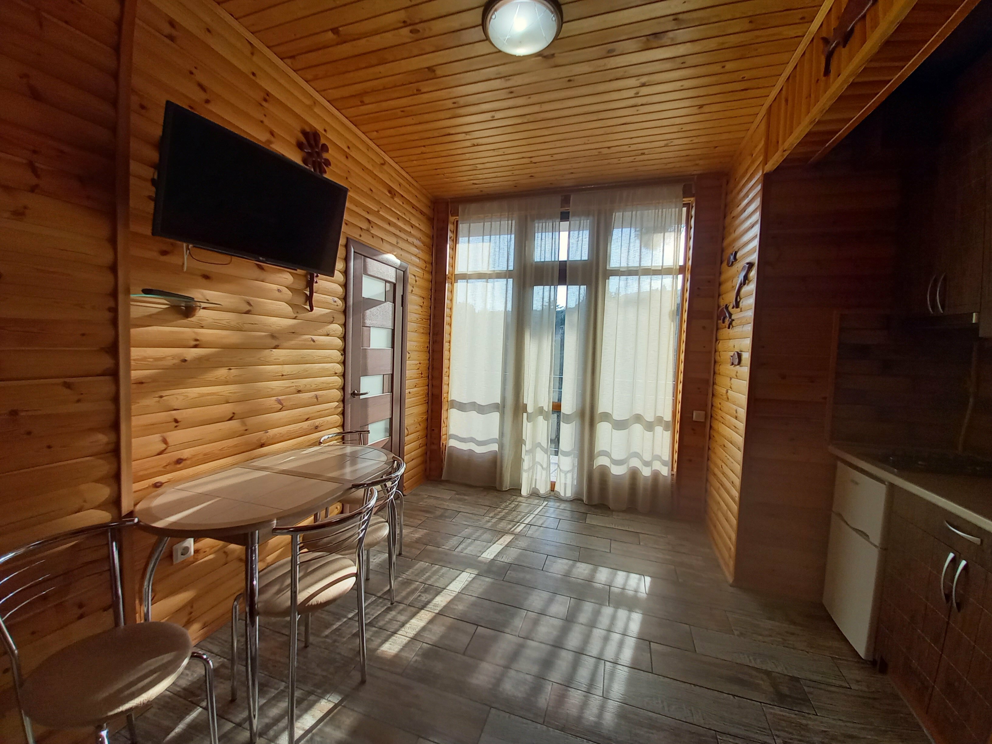 Семейный номер с балконом