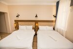 Семейный номер в Corner Garden Hotel