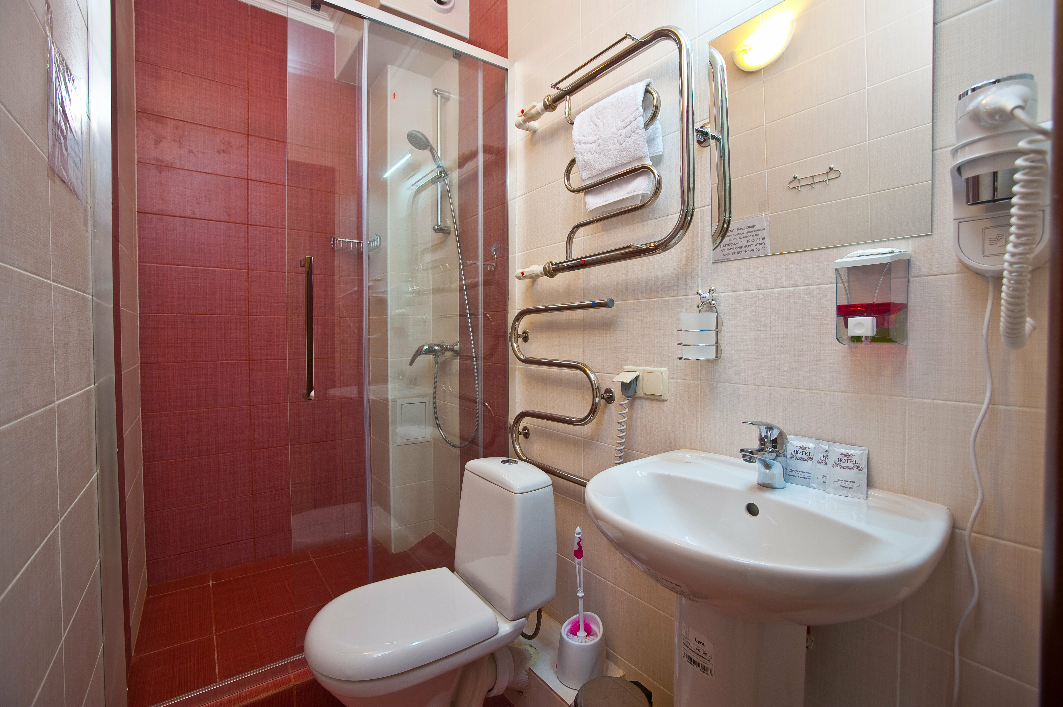 Трехместный номер с балконом