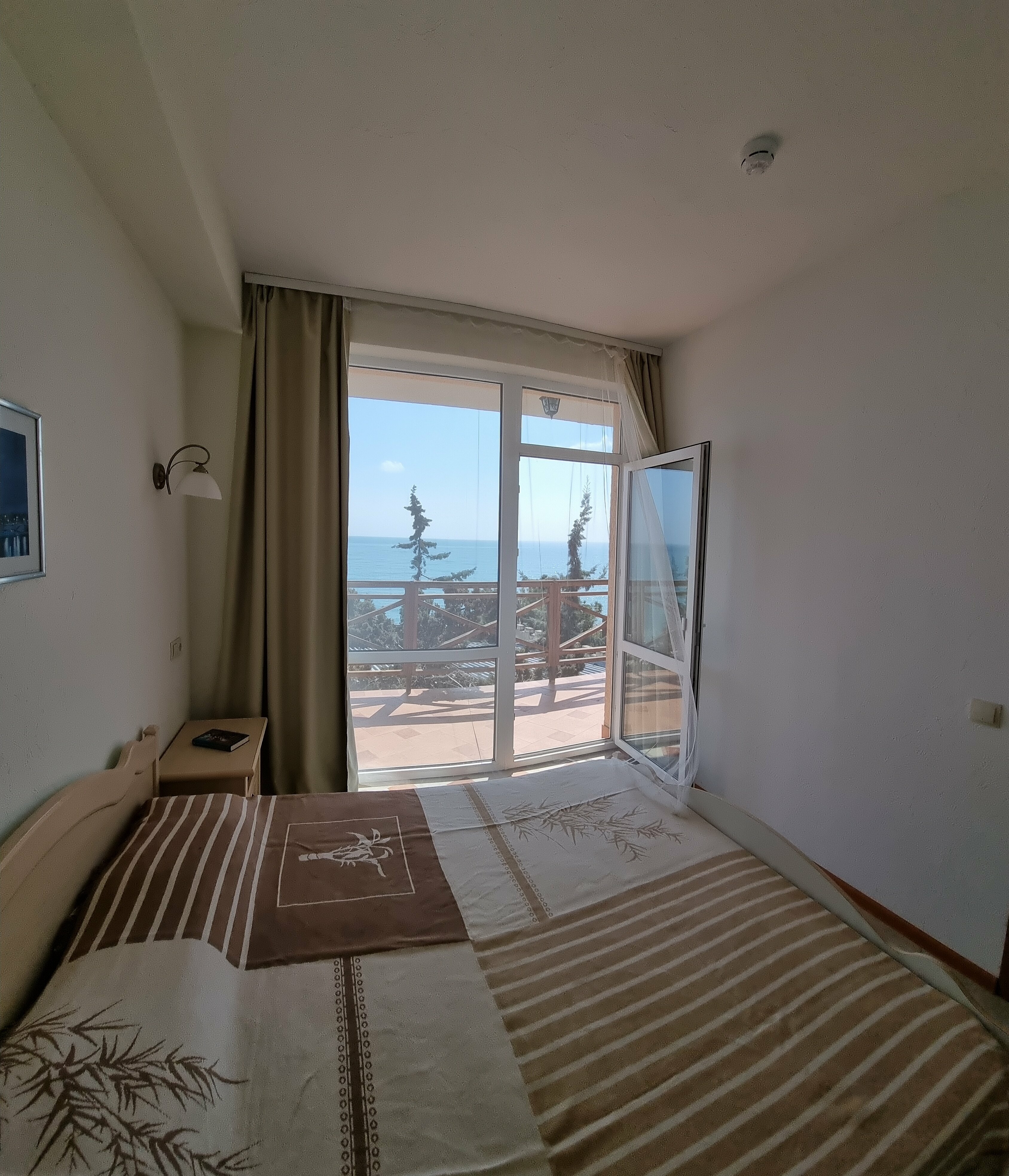 Апартаменты с видом на море