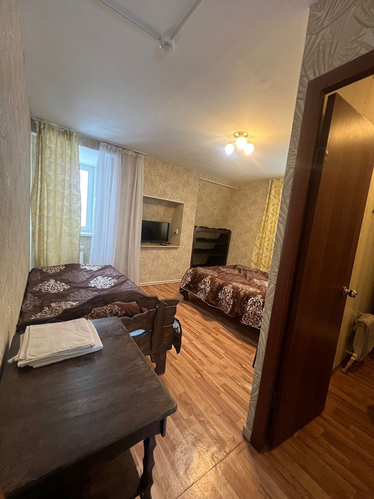 Cемейный номер с собственной ванной комнатой