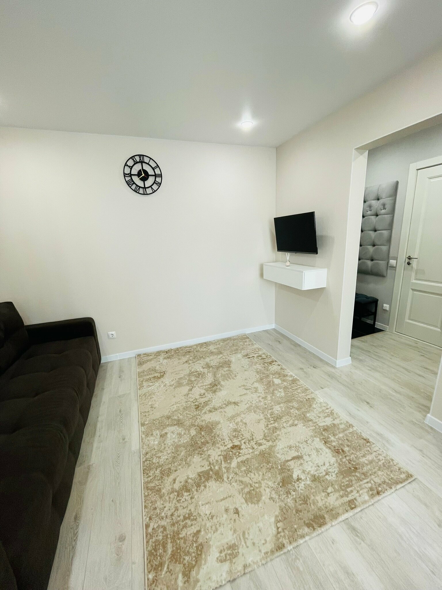 Cемейный номер с собственной ванной комнатой