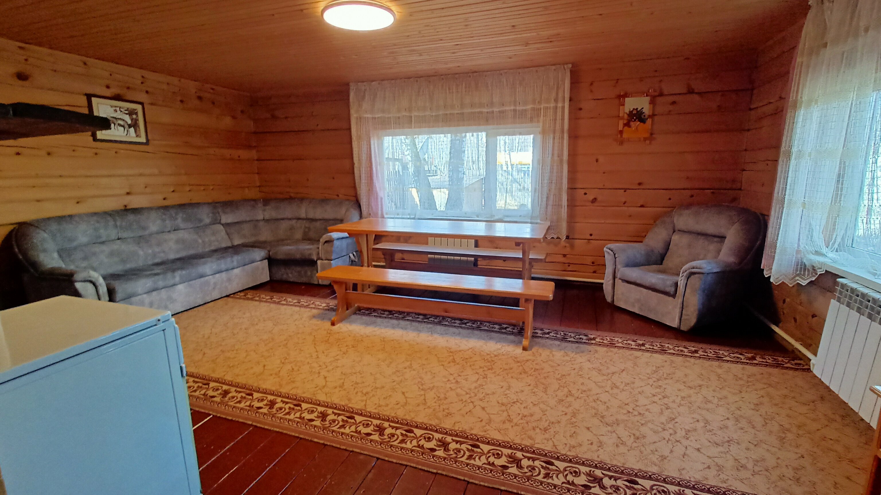 Коттедж с видом на лес