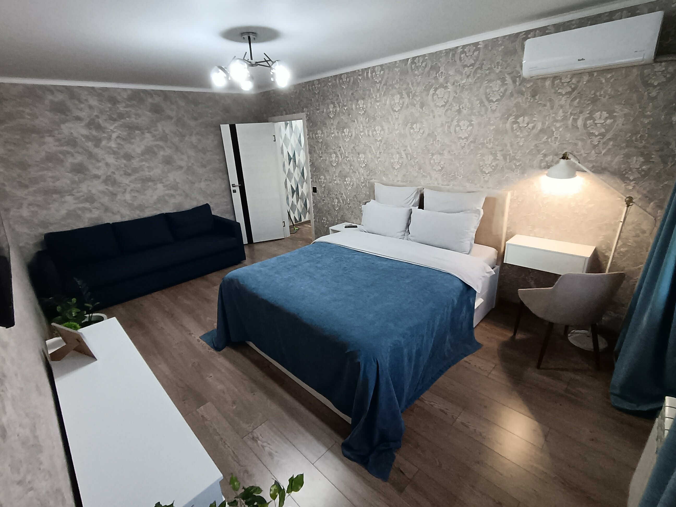 Апартаменты с балконом